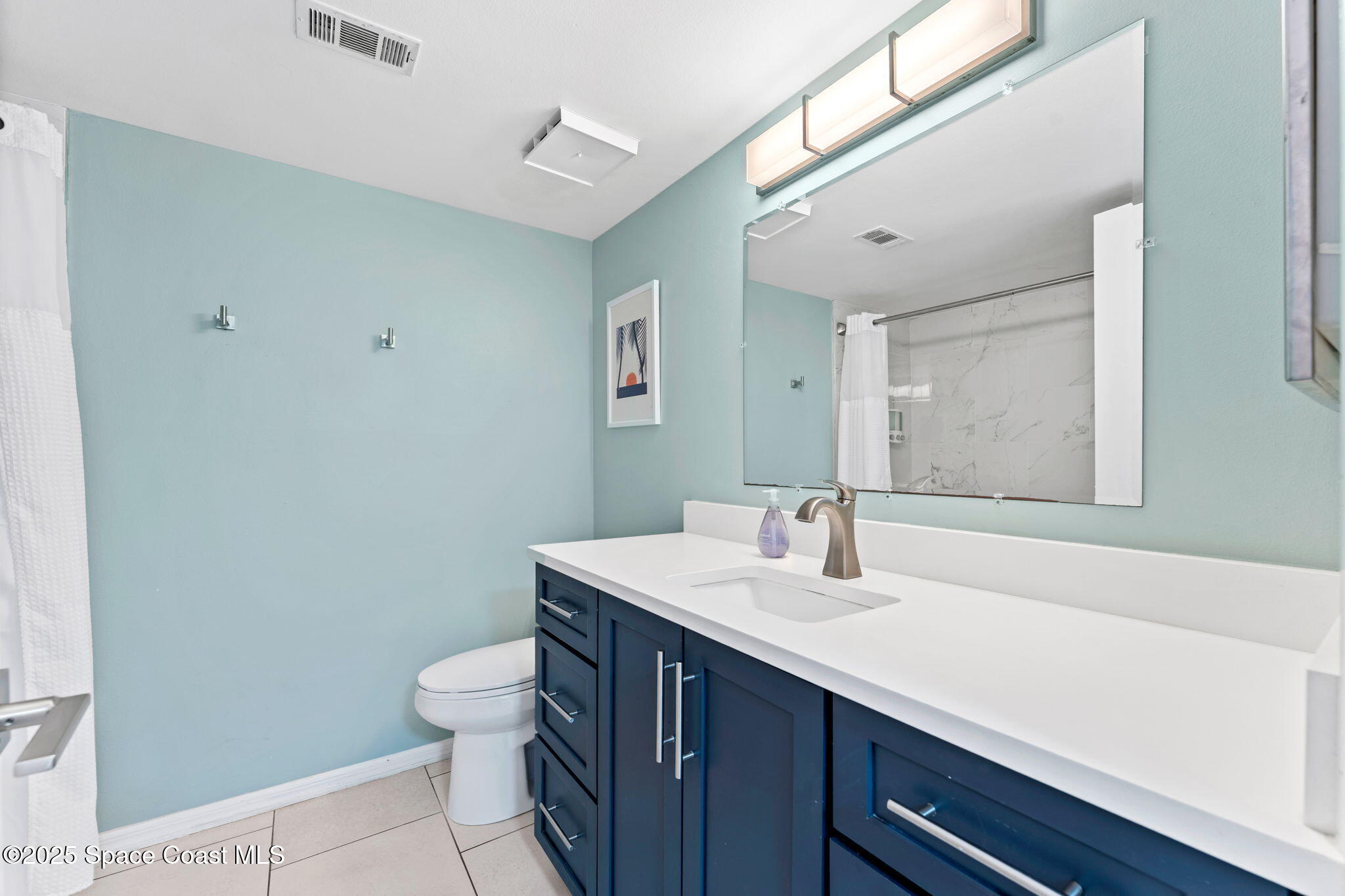 1050 N Atlantic Avenue, 402