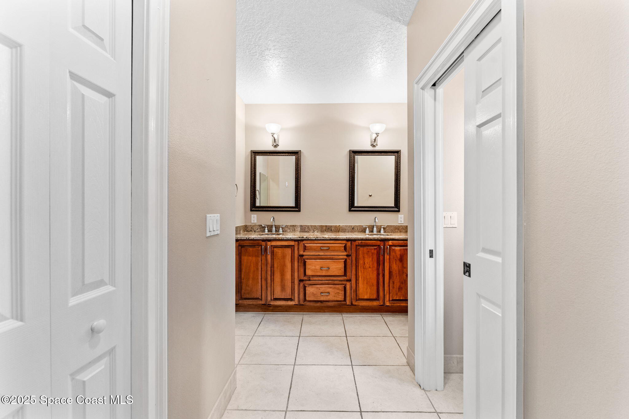 4375 Hartville Avenue