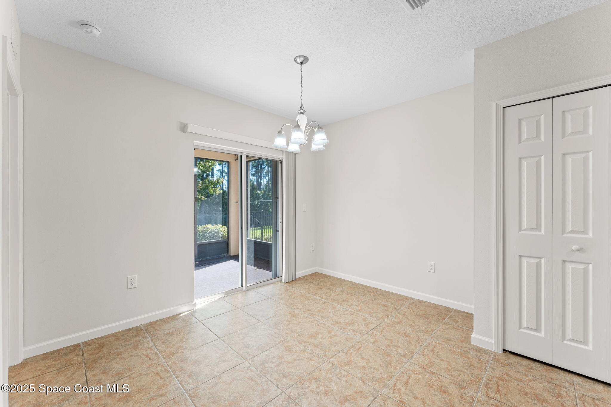 1517 Attilburgh Boulevard