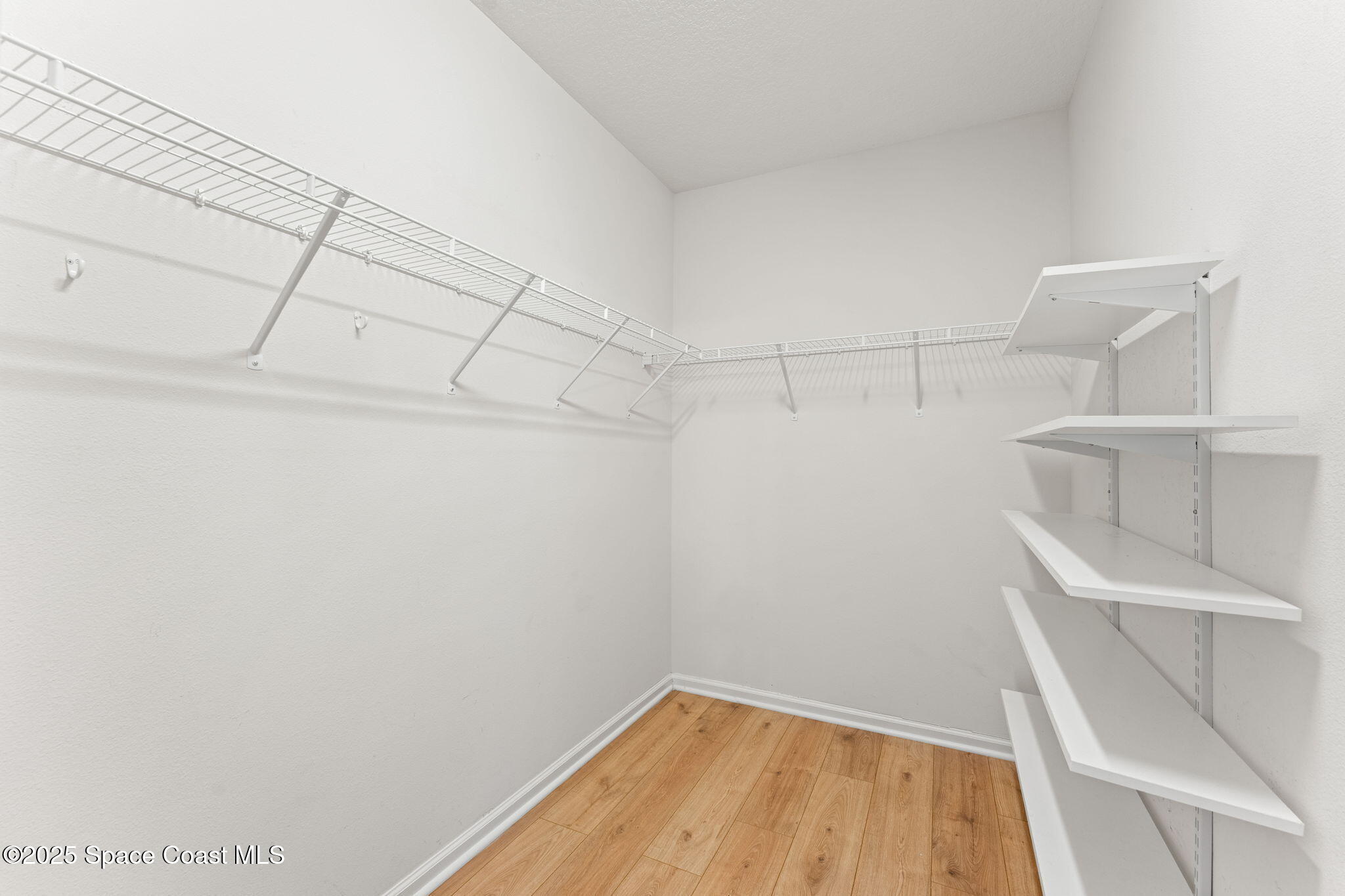 1517 Attilburgh Boulevard