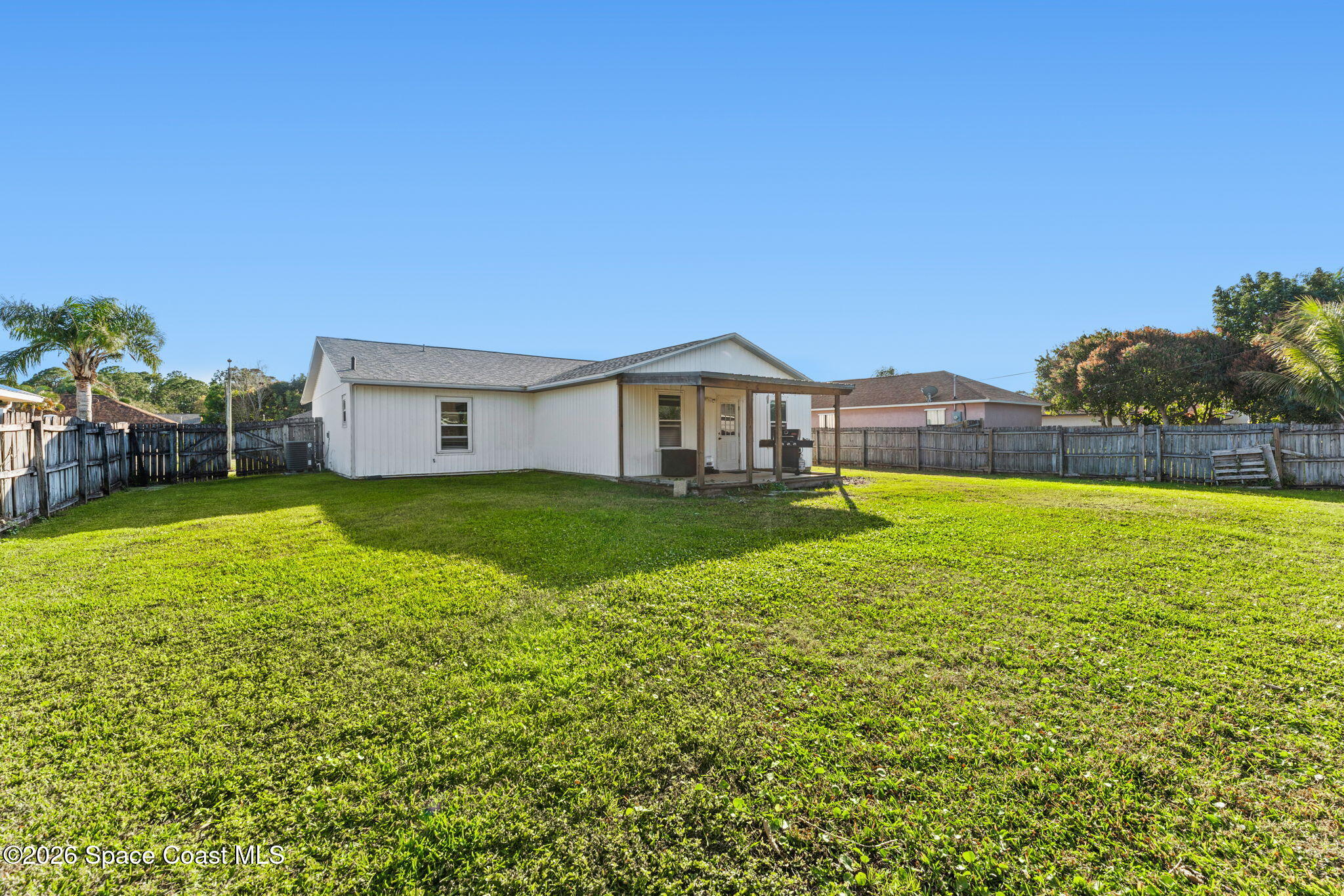 1567 Heartwellville Street NW