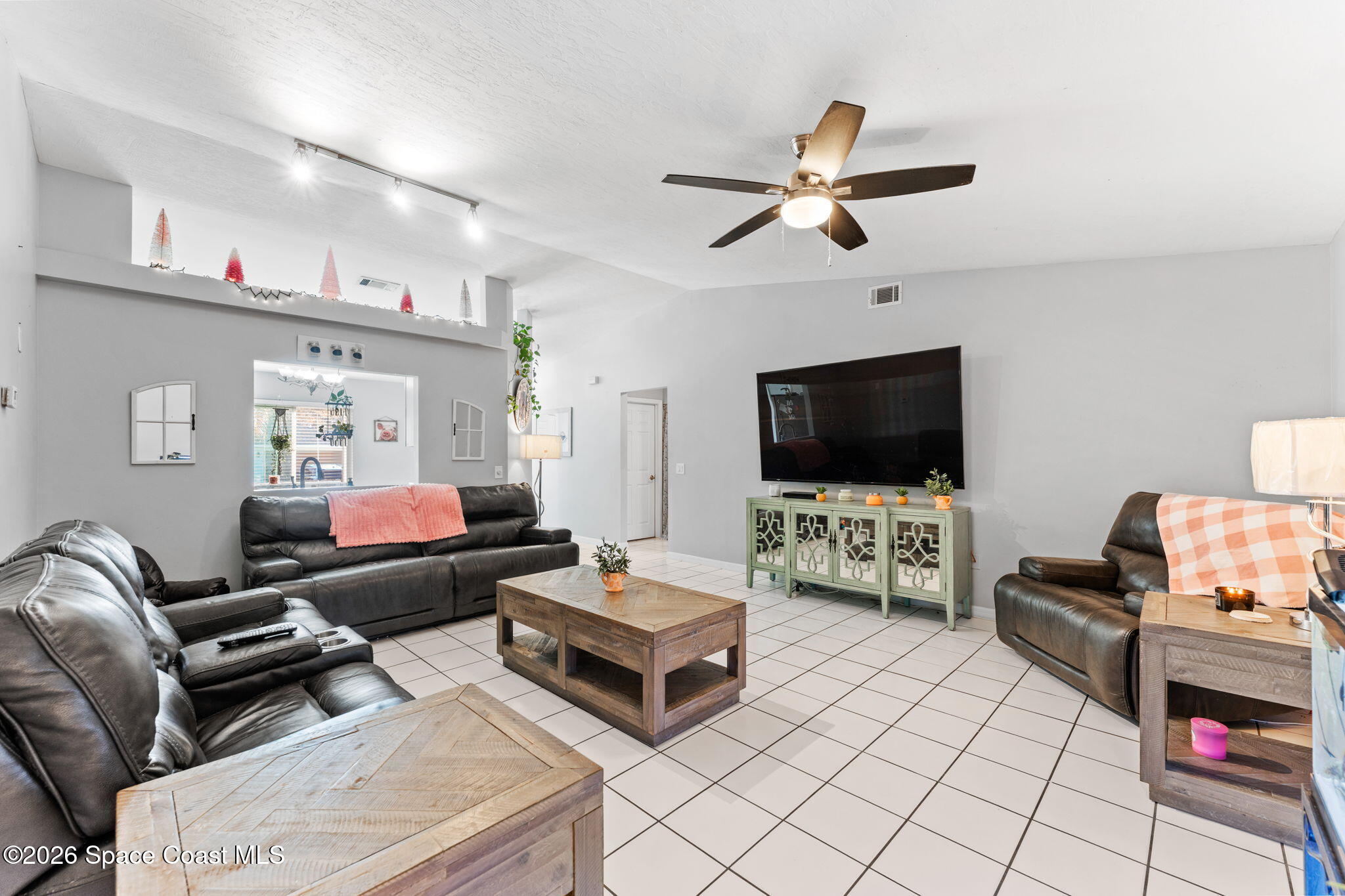 1567 Heartwellville Street NW