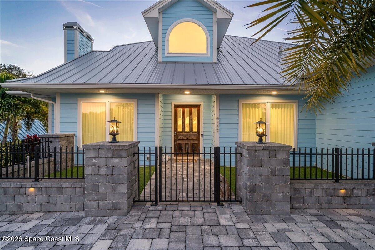 4737 S Tropical Trail