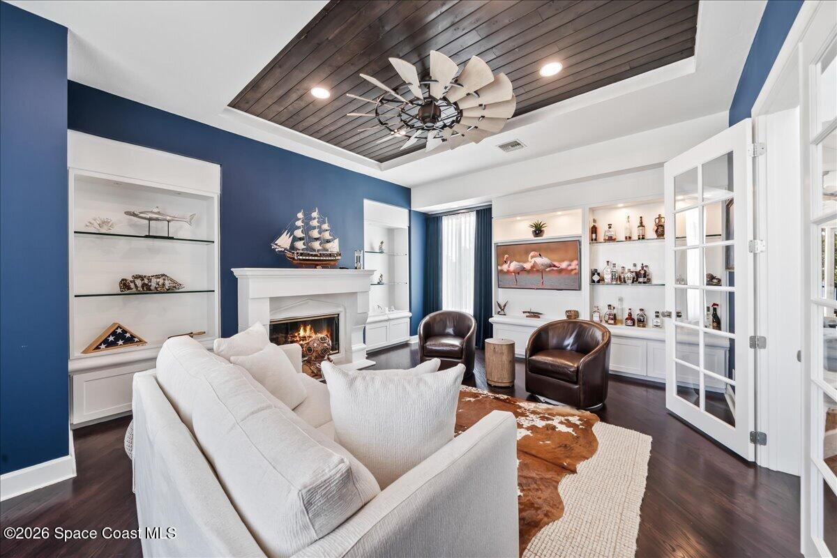 4737 S Tropical Trail