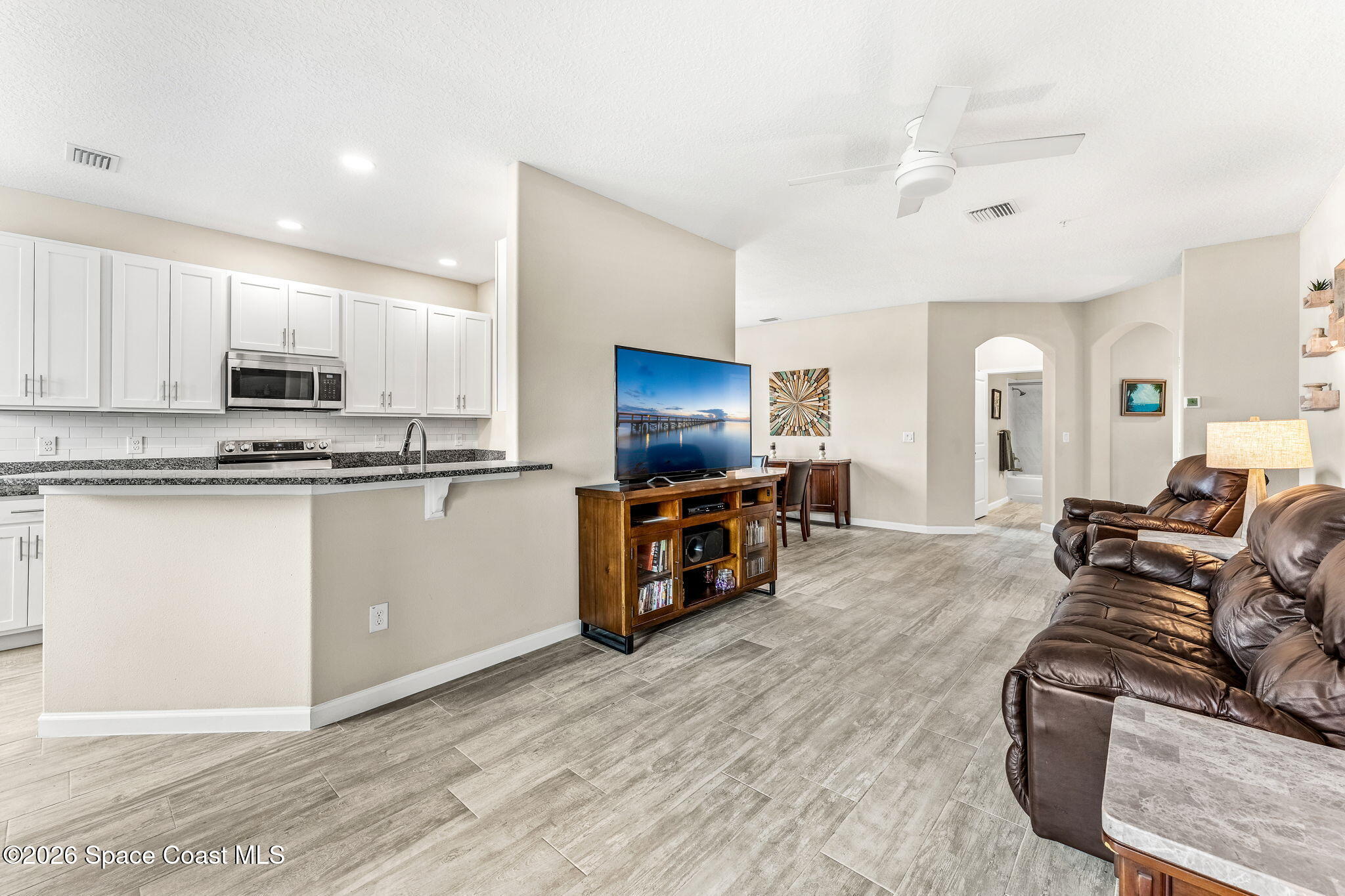 3930 Playa Del Sol Drive 101