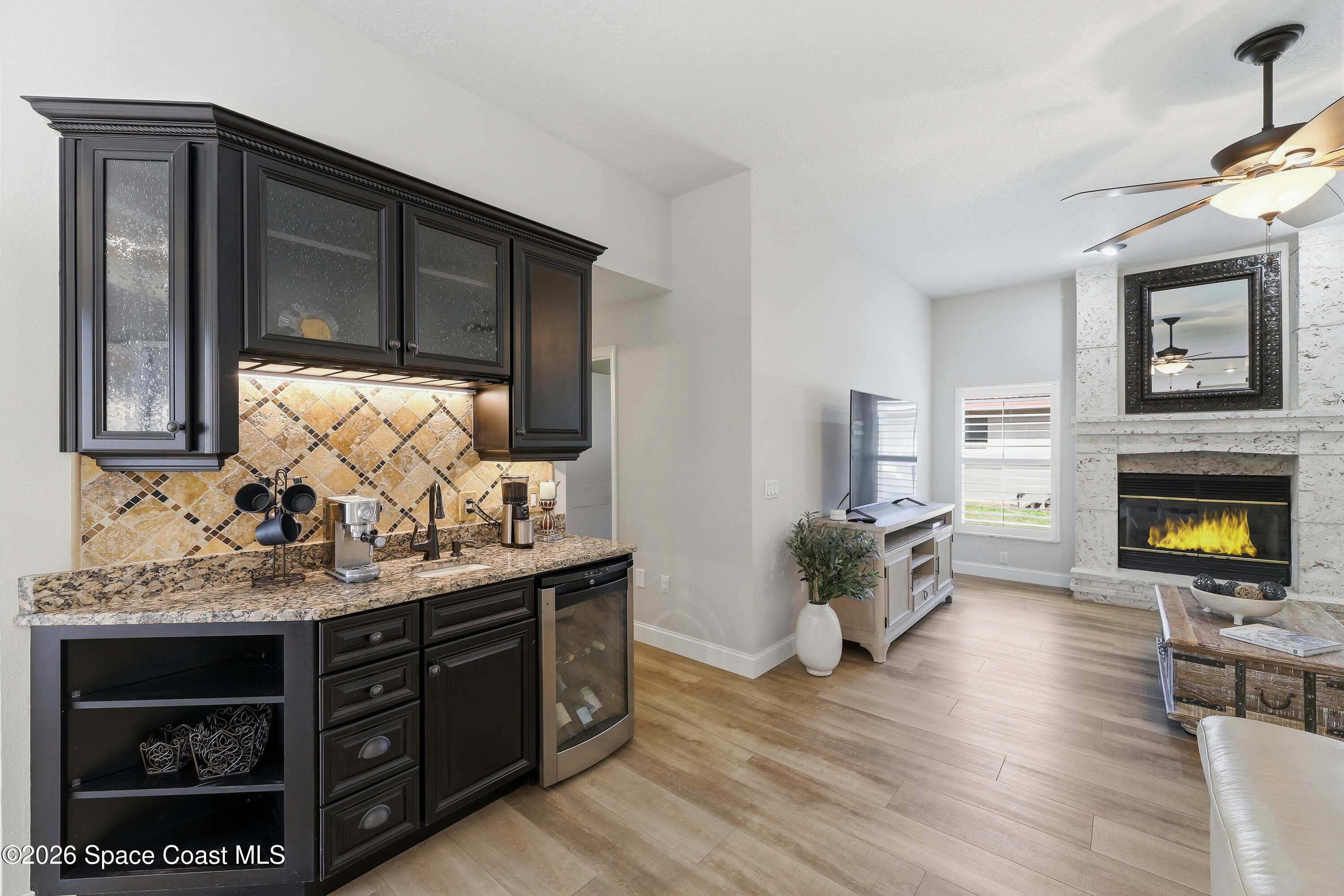 4762 Longbow Drive