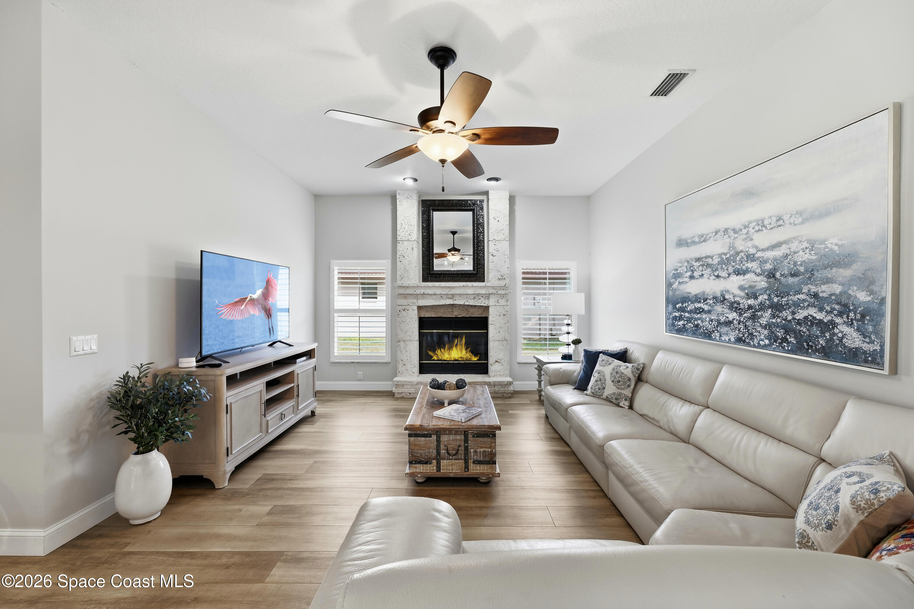 4762 Longbow Drive