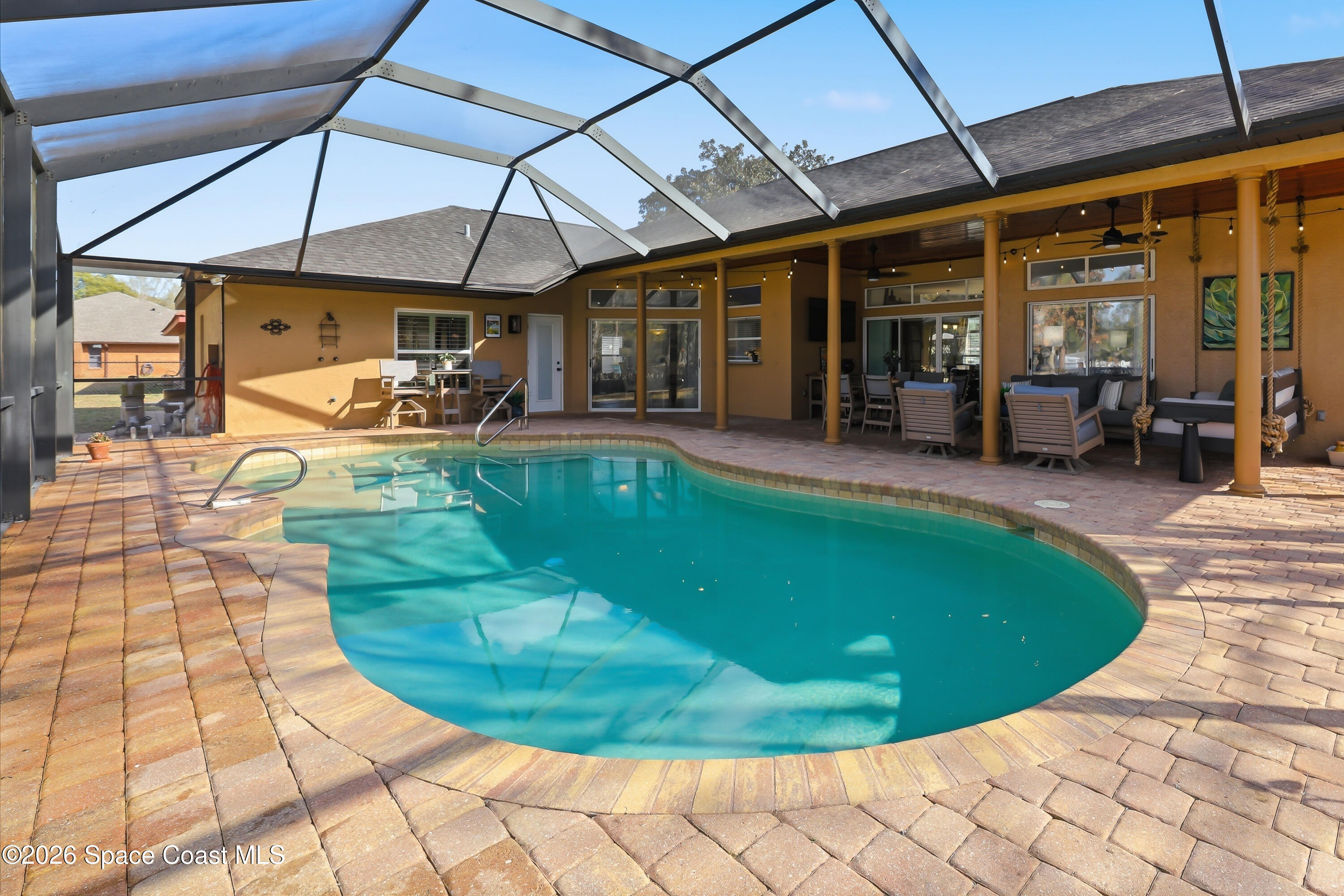 4762 Longbow Drive