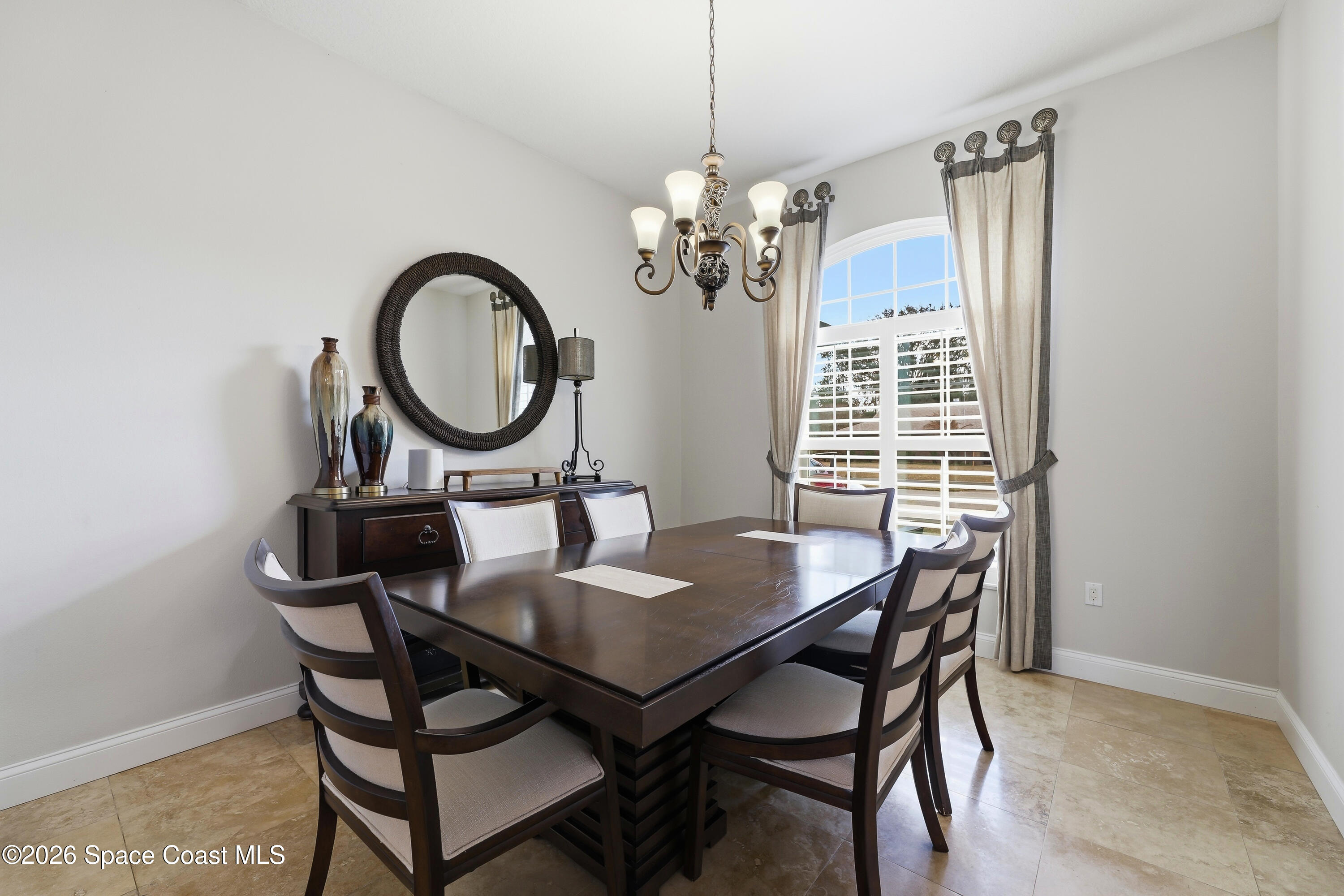 4762 Longbow Drive