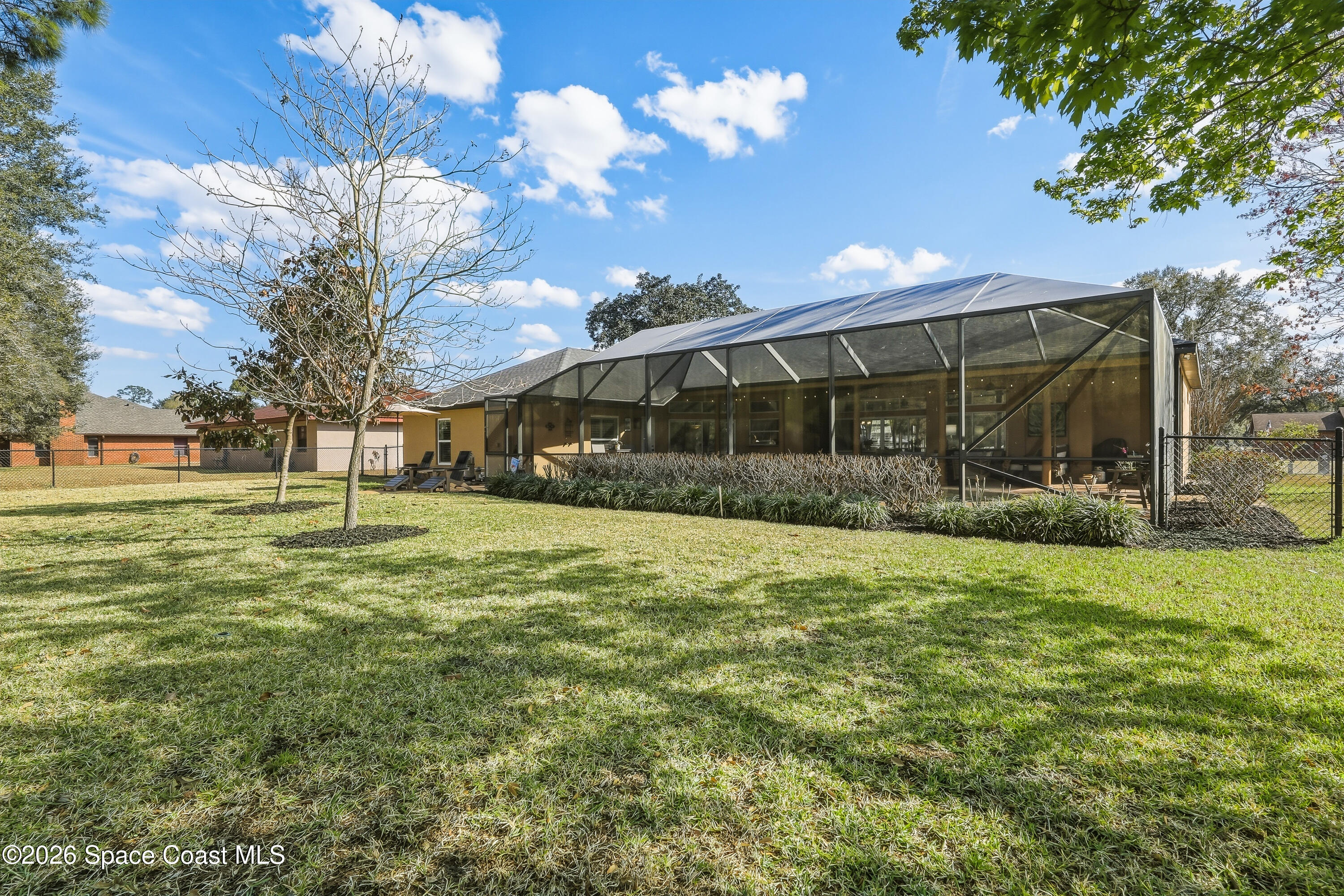 4762 Longbow Drive