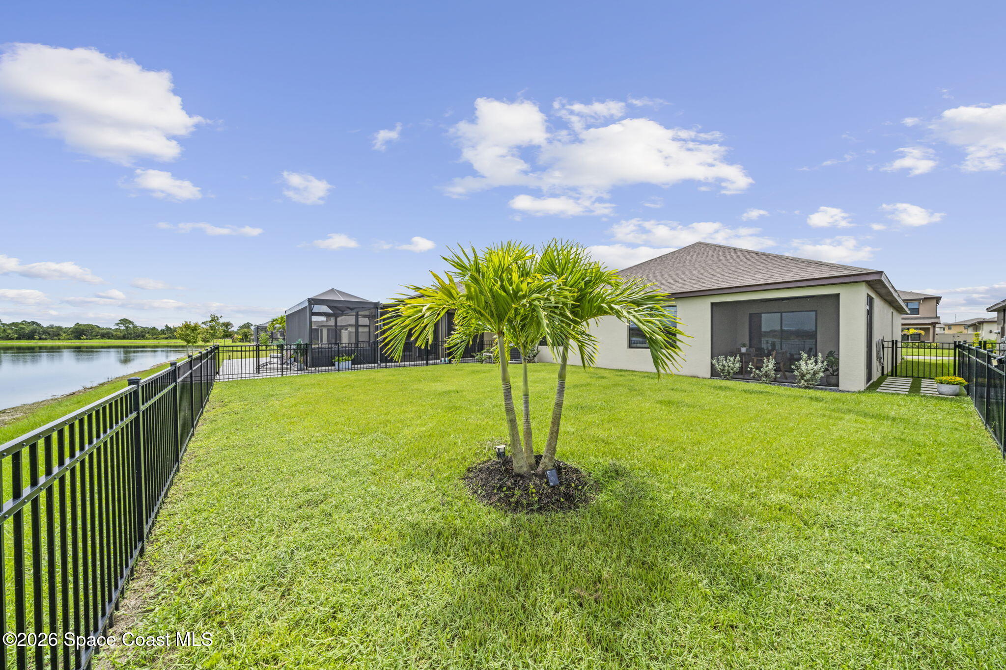 1893 Capital Drive SE