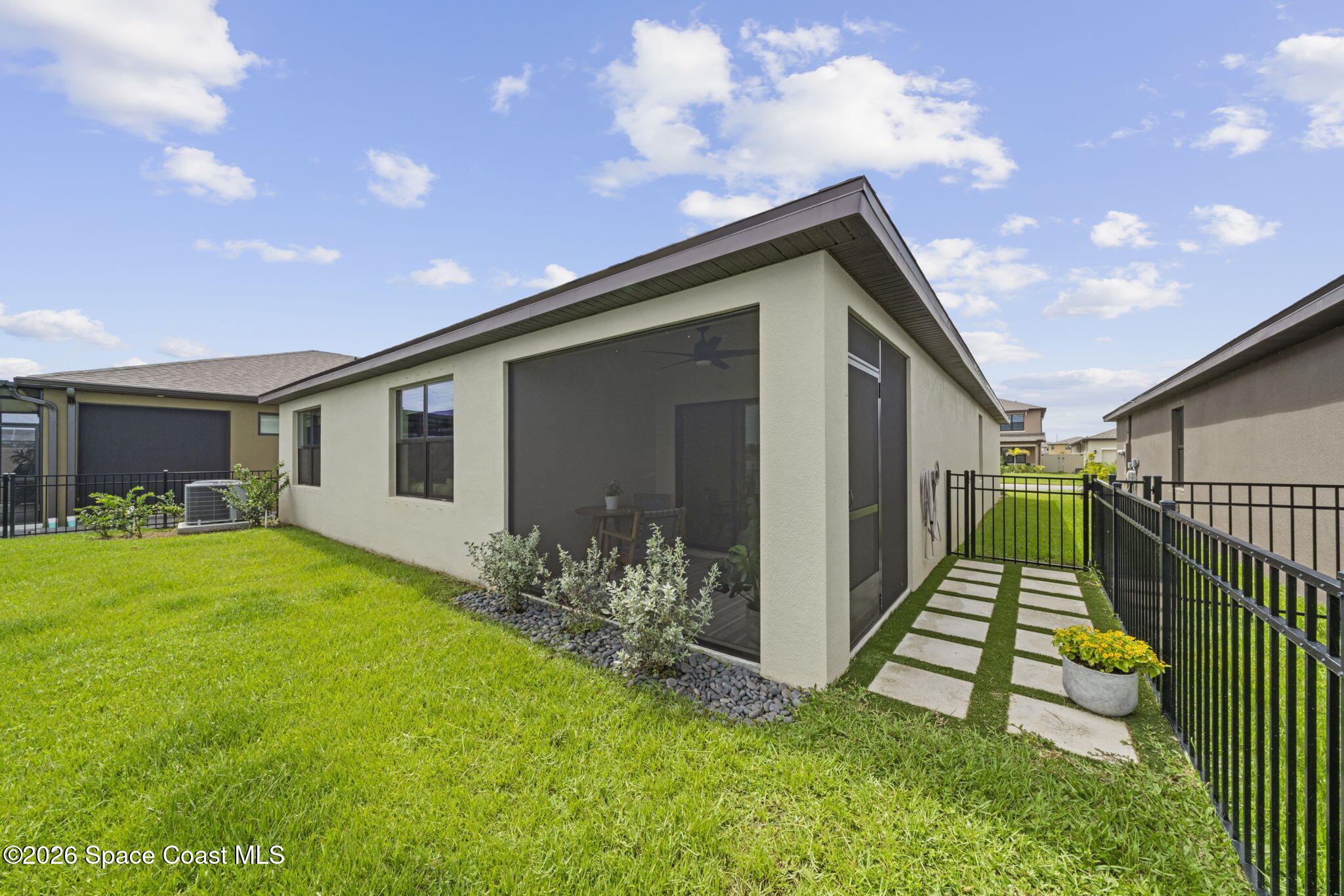 1893 Capital Drive SE