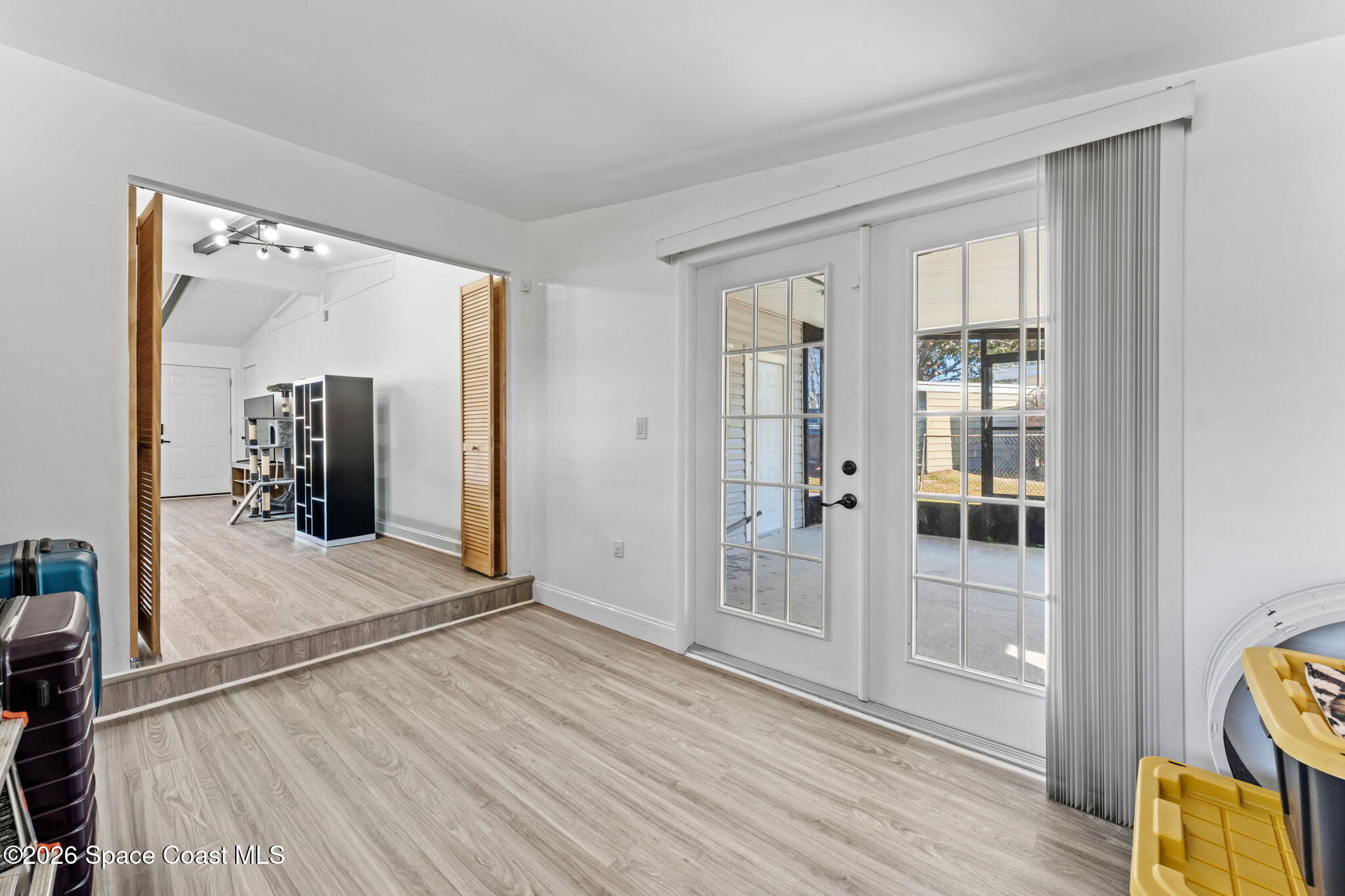 1056 Noreen Boulevard