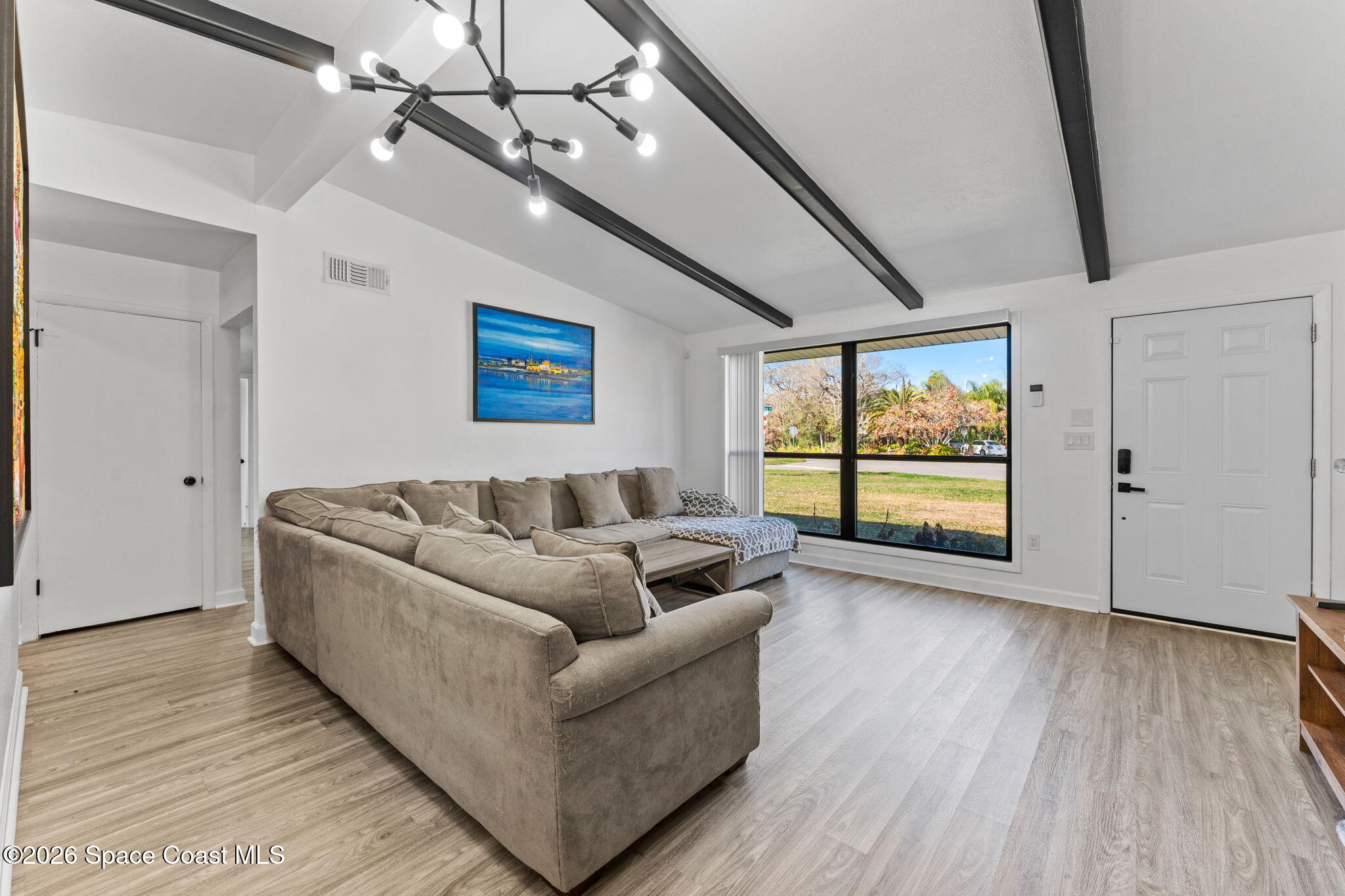 1056 Noreen Boulevard