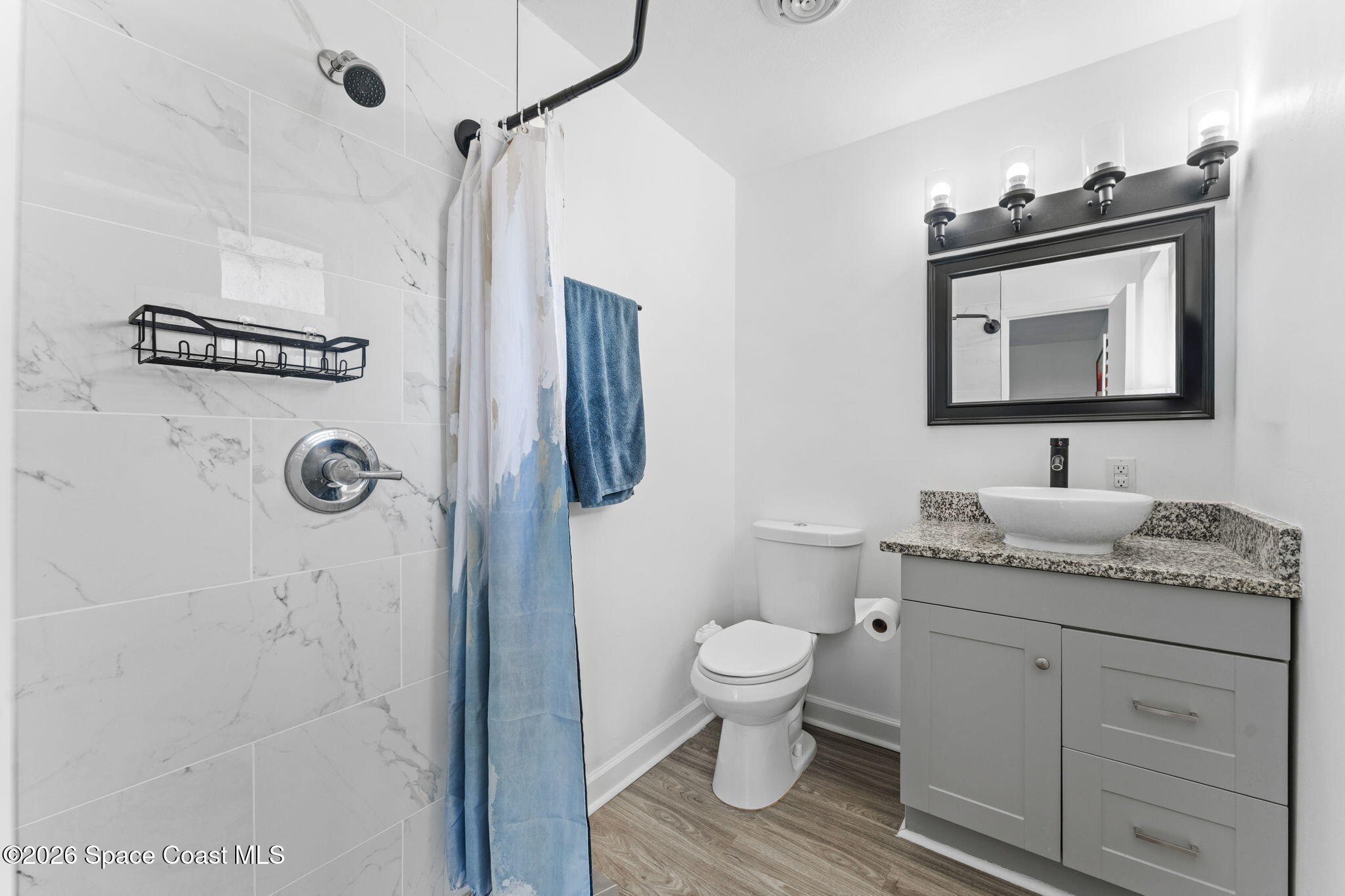 1056 Noreen Boulevard