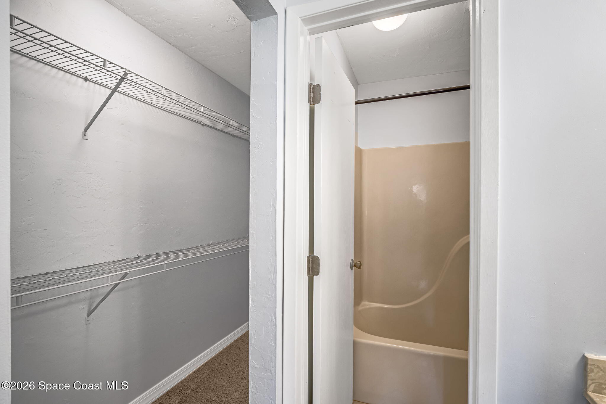 7815 Maplewood Drive 701