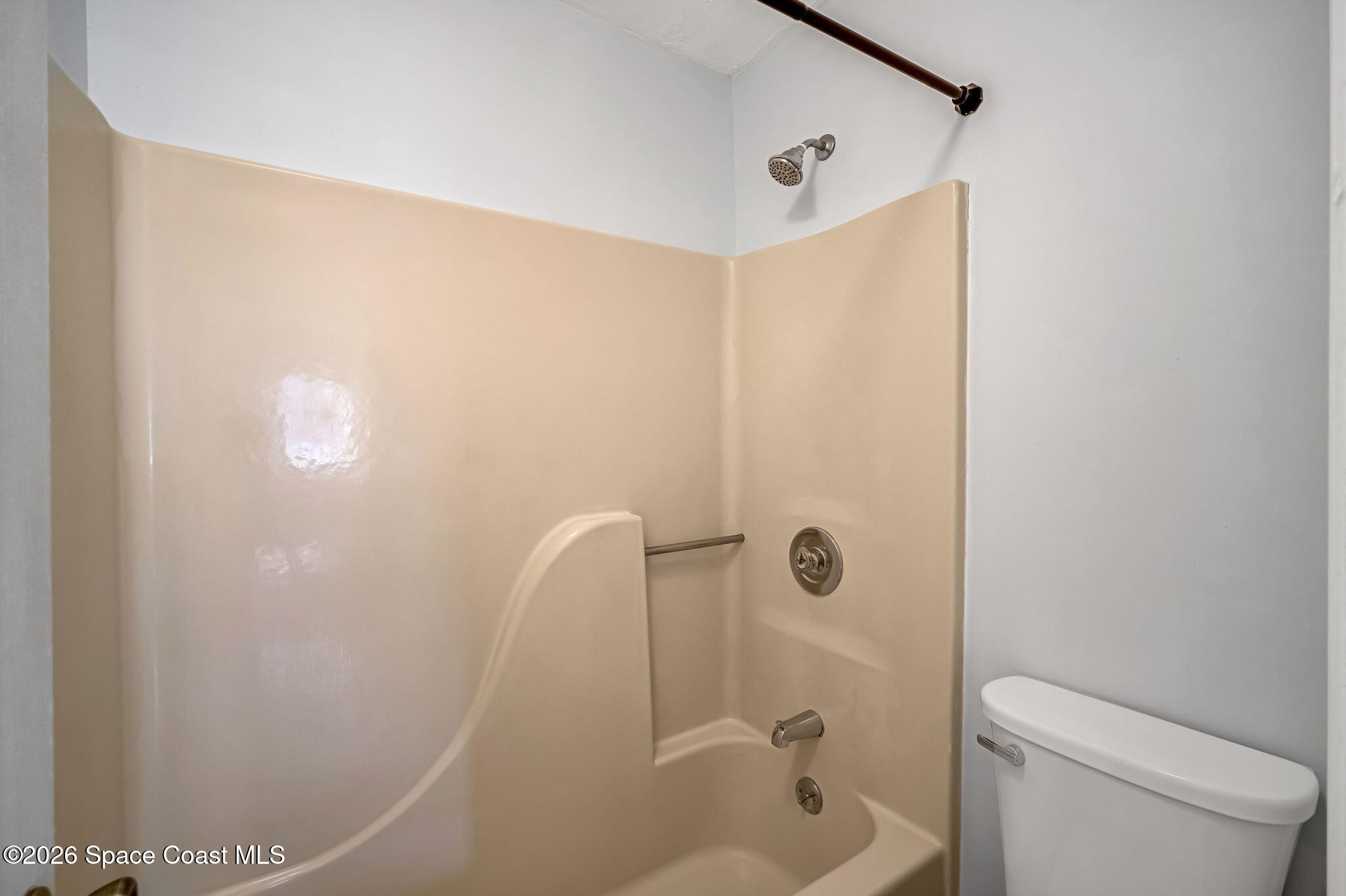 7815 Maplewood Drive 701