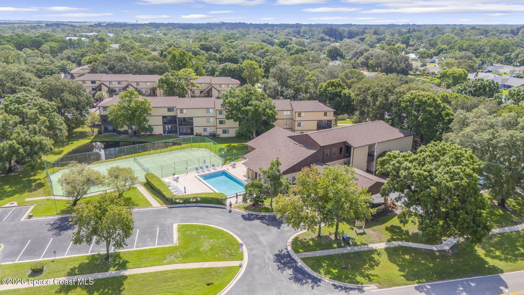 7815 Maplewood Drive 701
