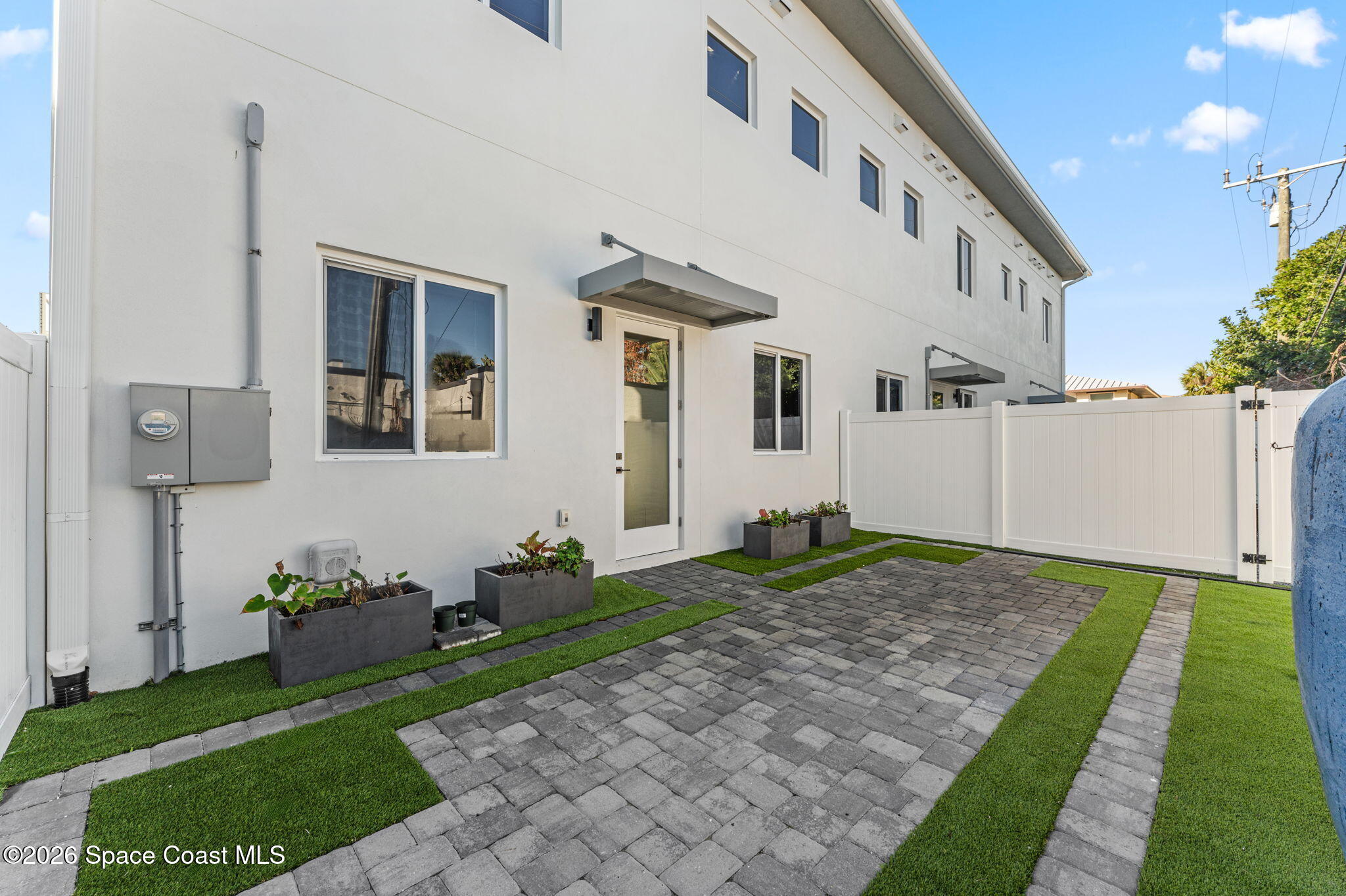 104 4th Avenue