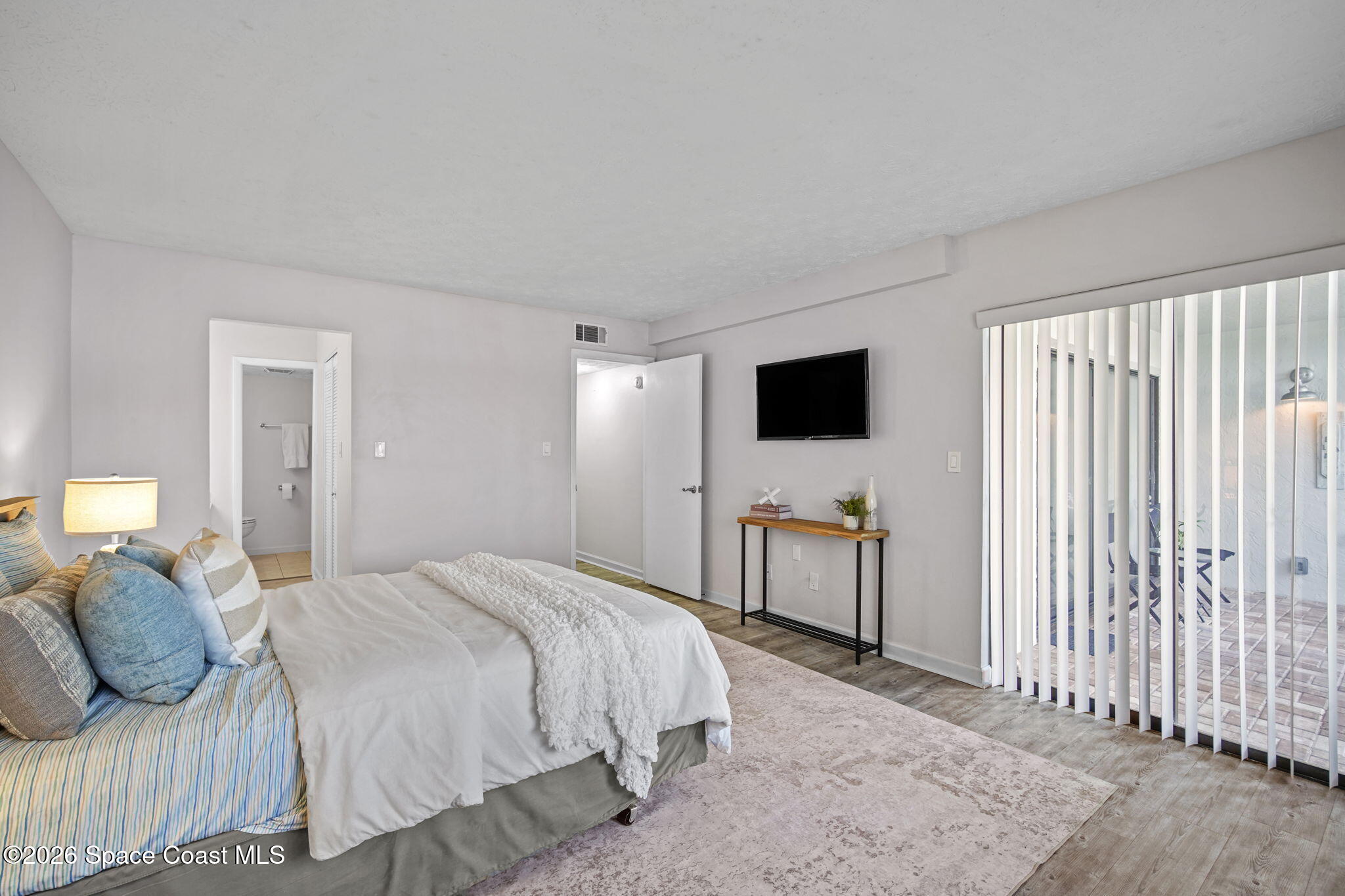 1611 Minutemen Causeway 107-Hh