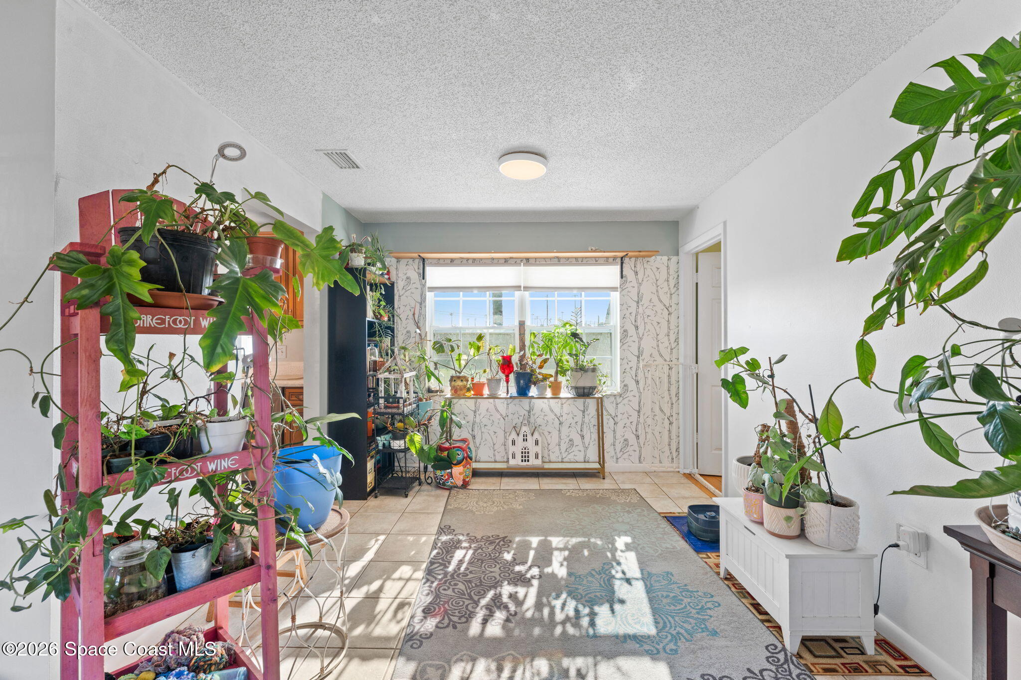 2047 Barracuda Avenue