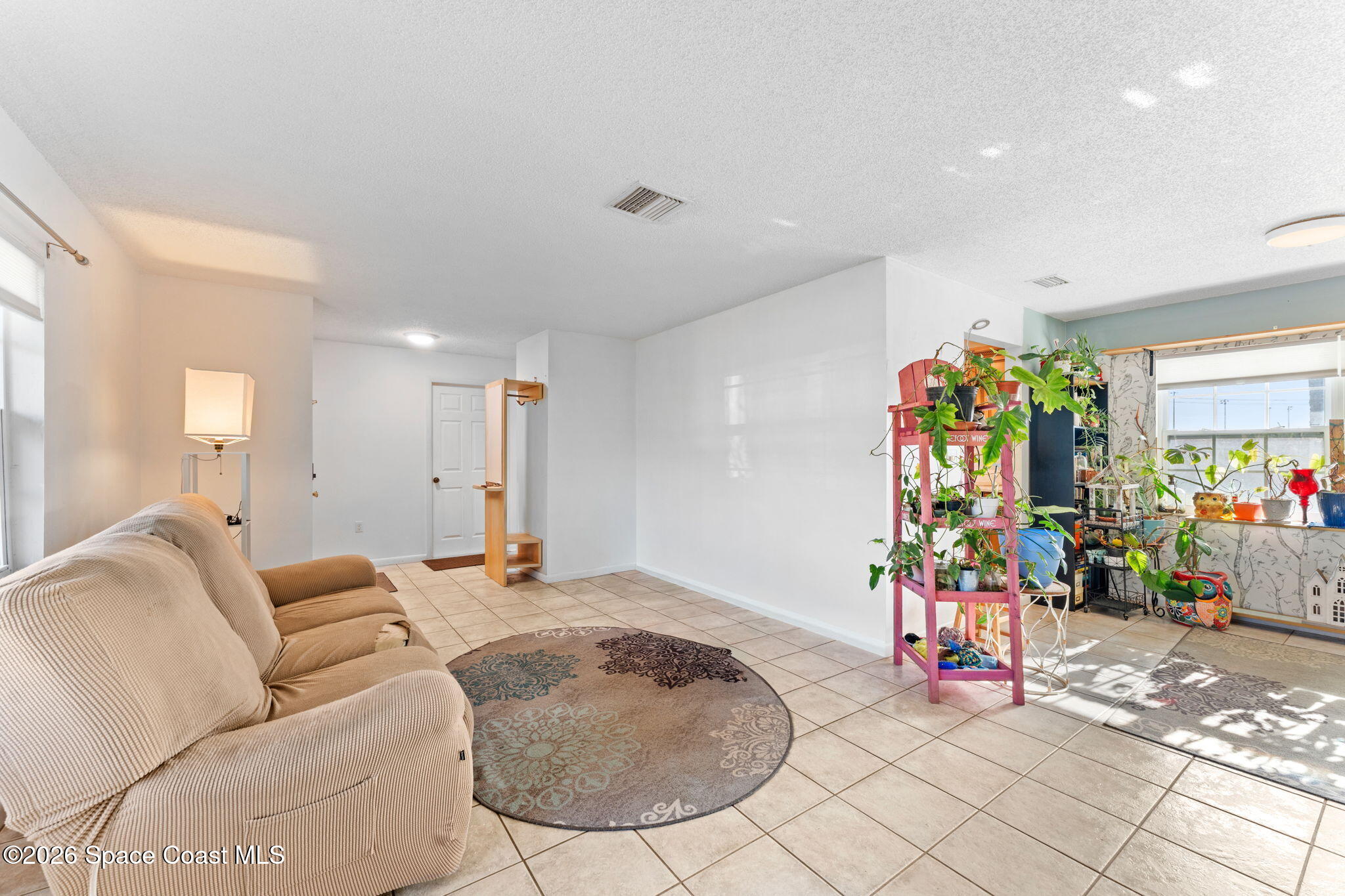 2047 Barracuda Avenue