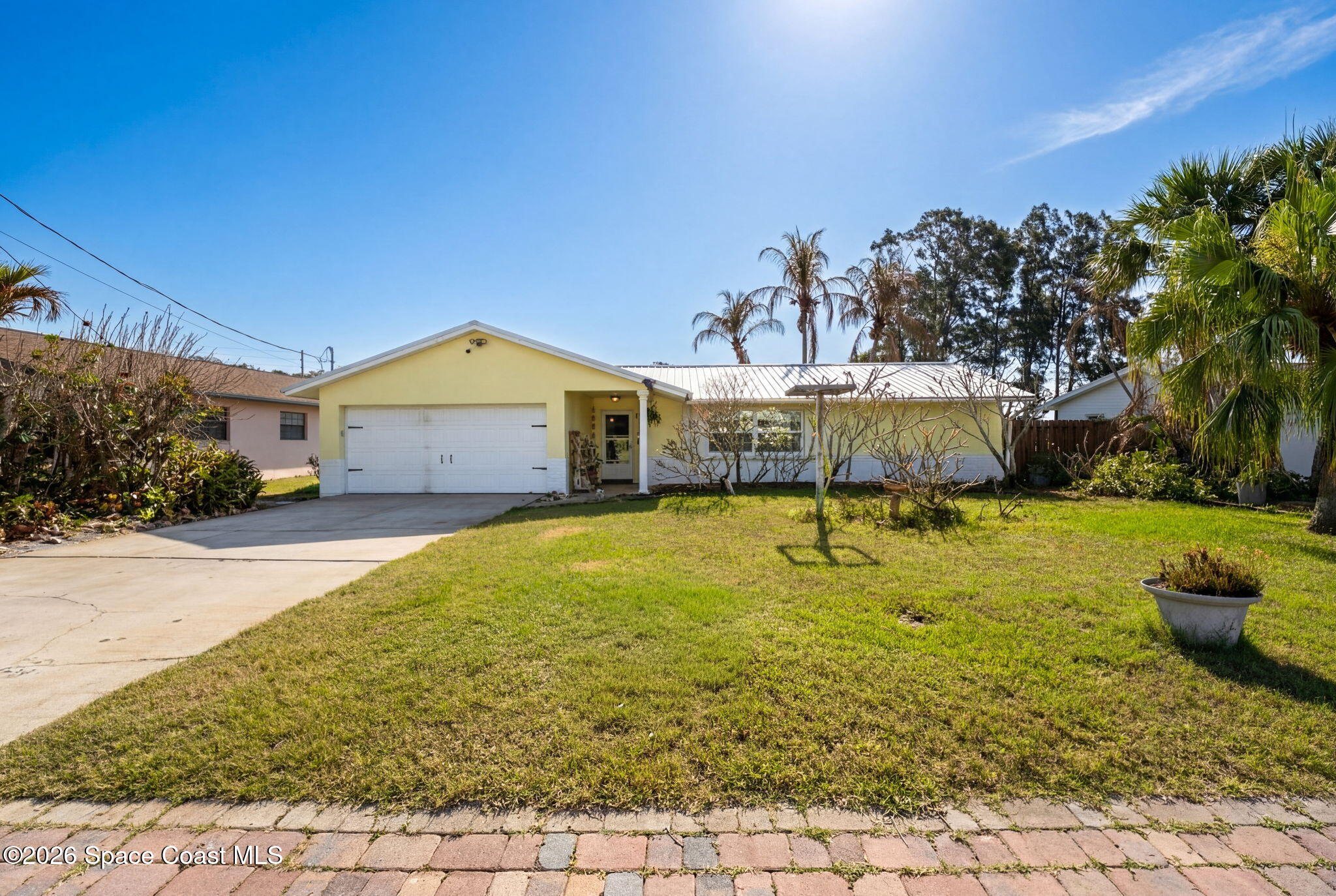 2047 Barracuda Avenue