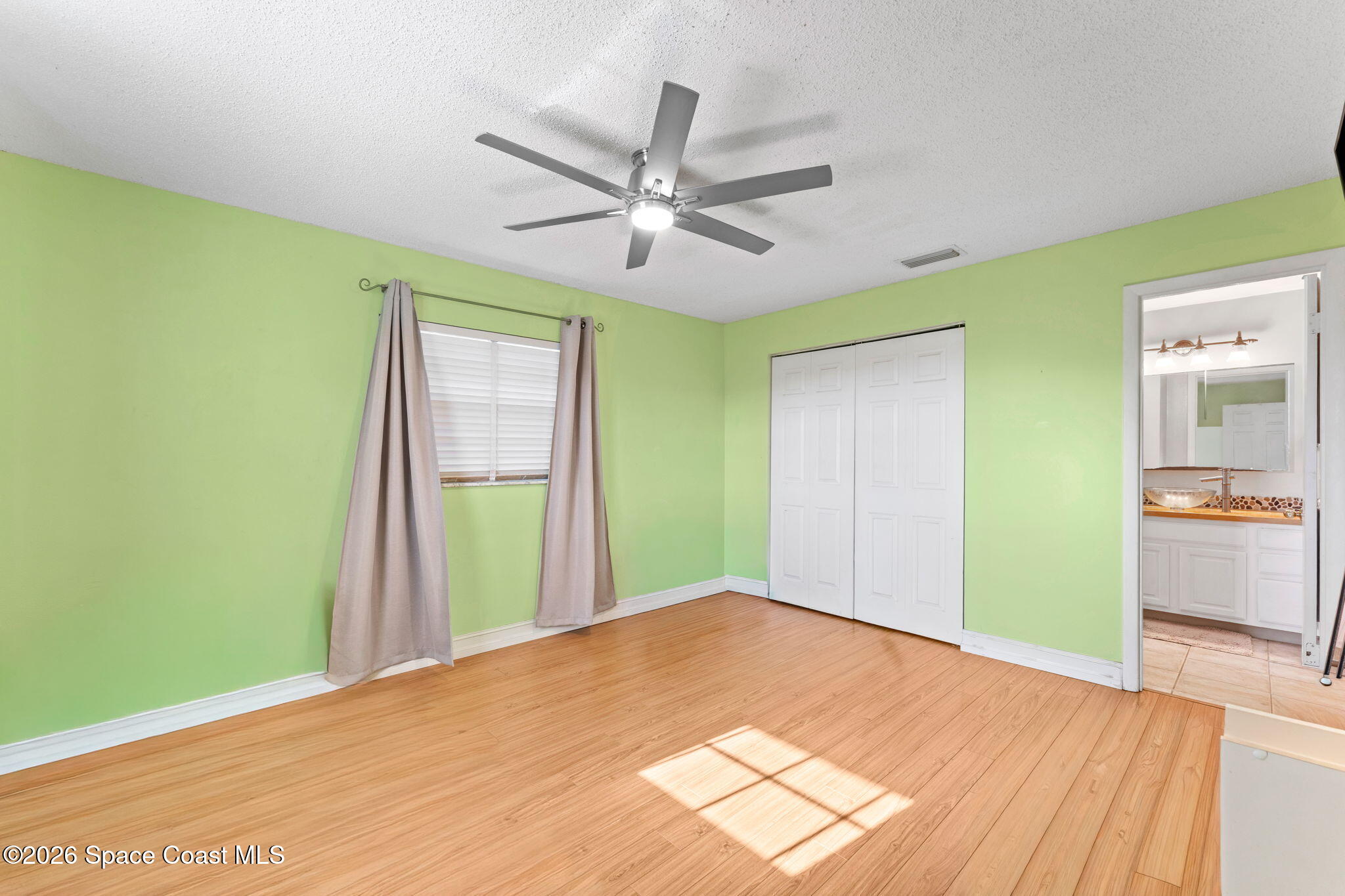 2047 Barracuda Avenue