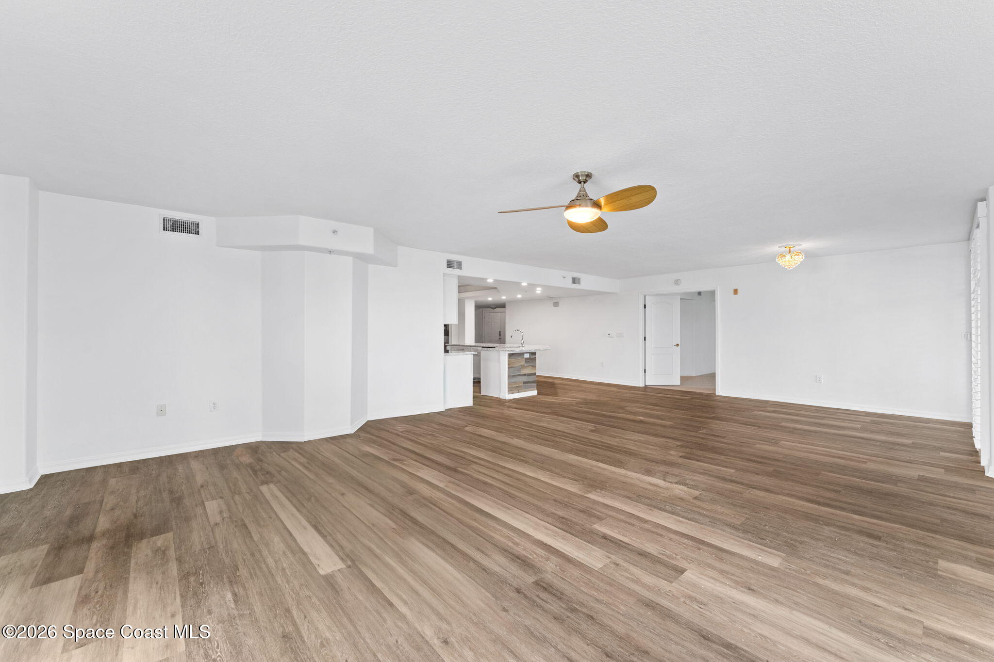 8935 Puerto Del Rio Drive 7501