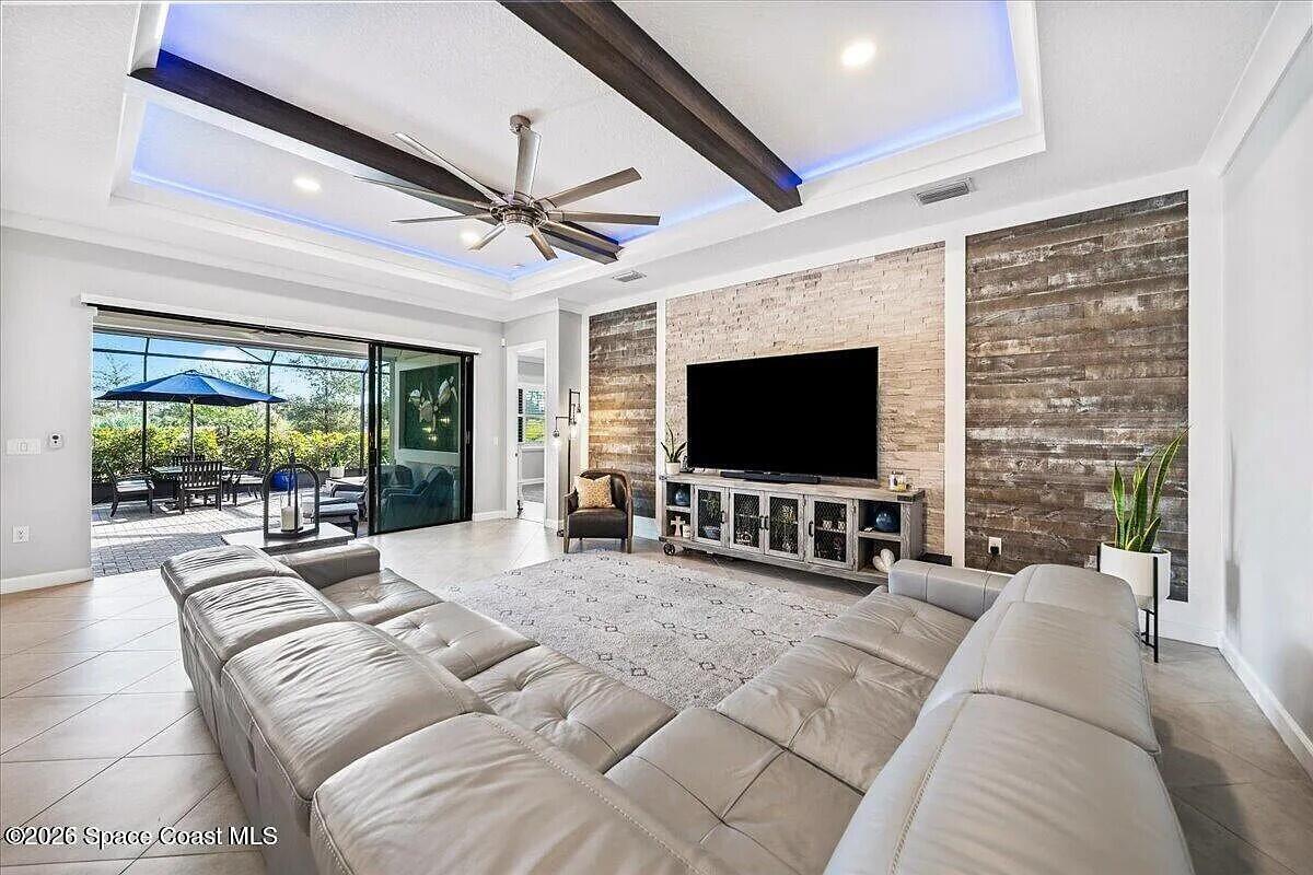 2190 Caravan Place