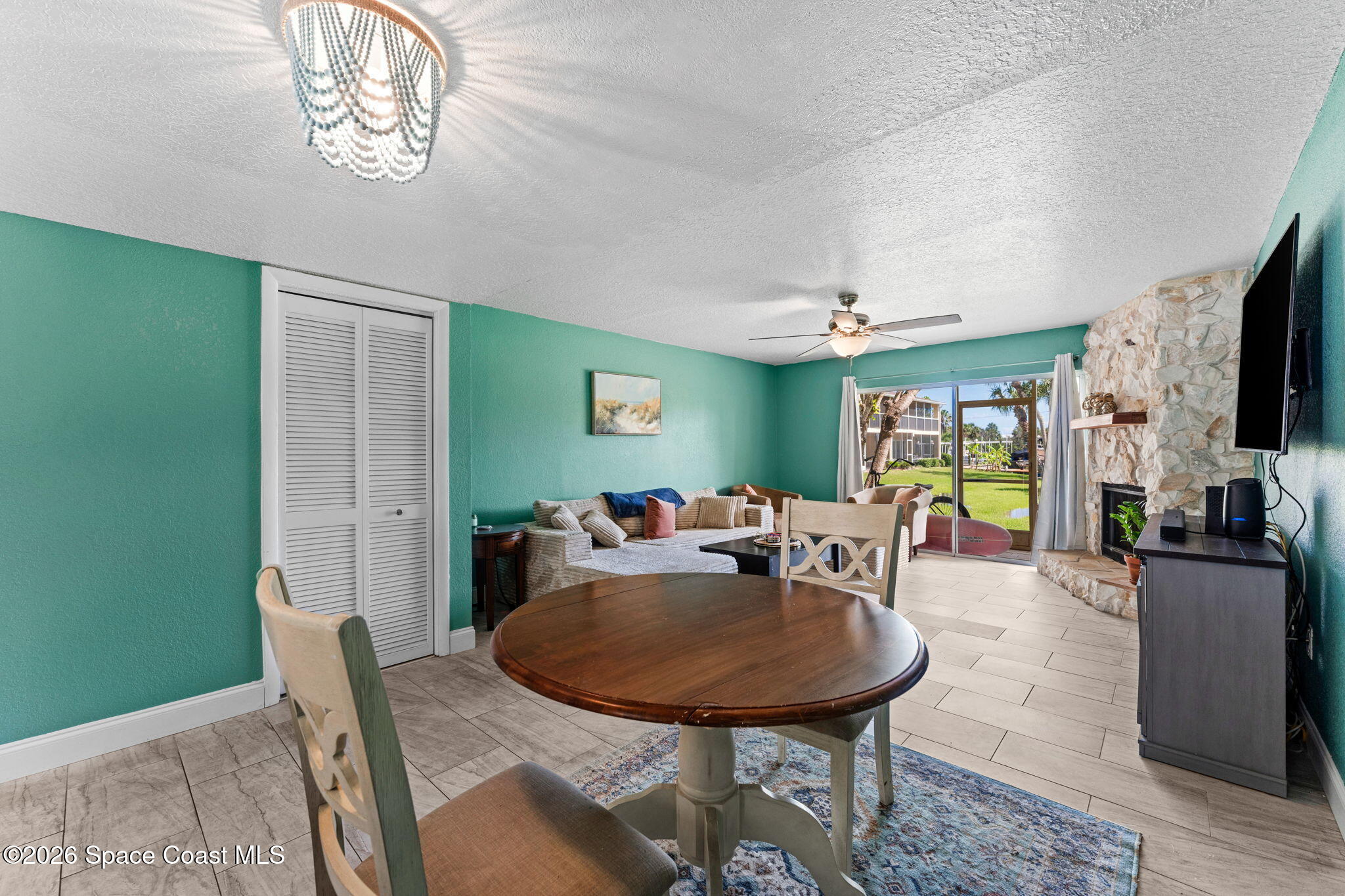 402 N 1st Street 10