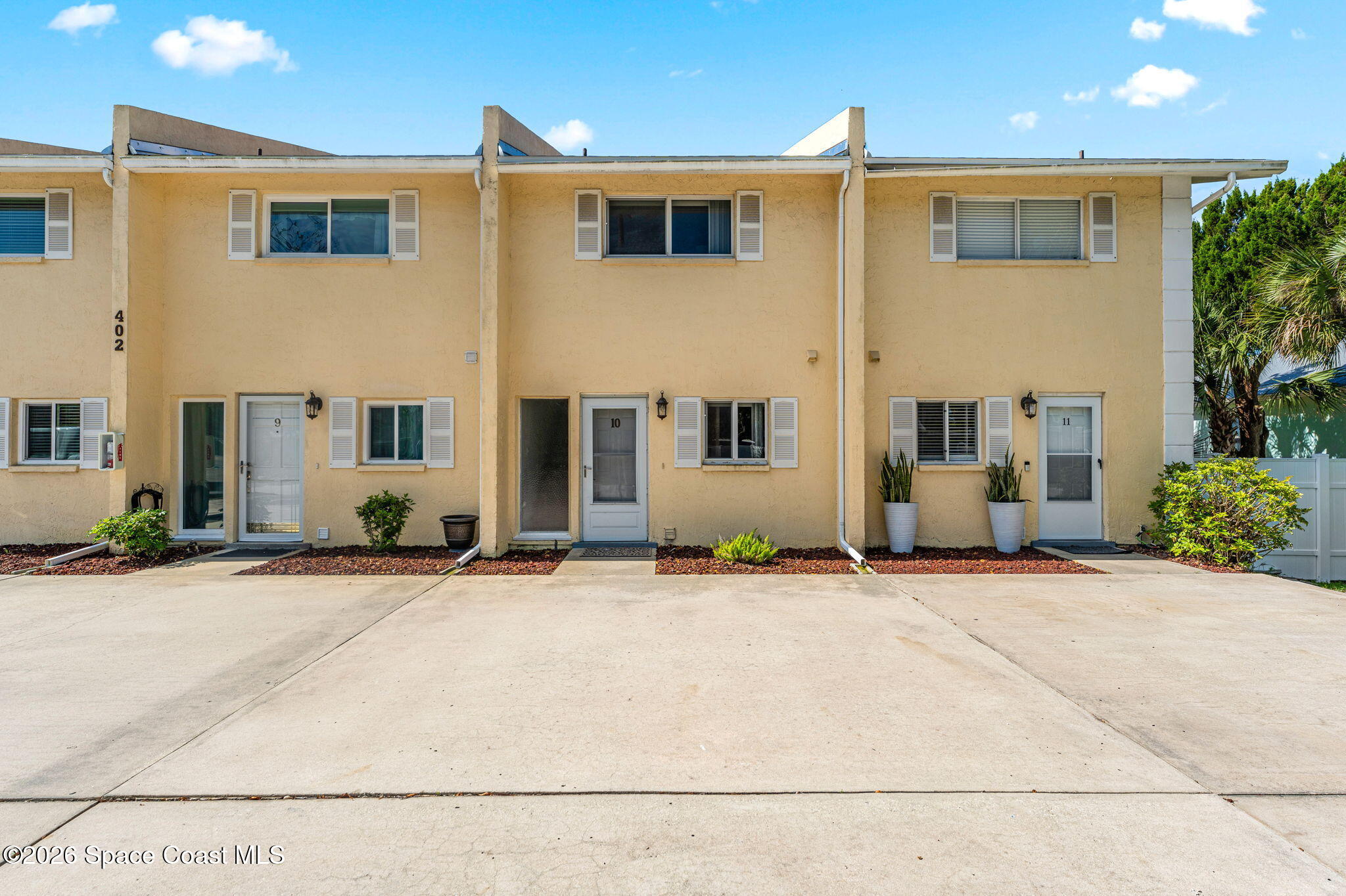 402 N 1st Street 10