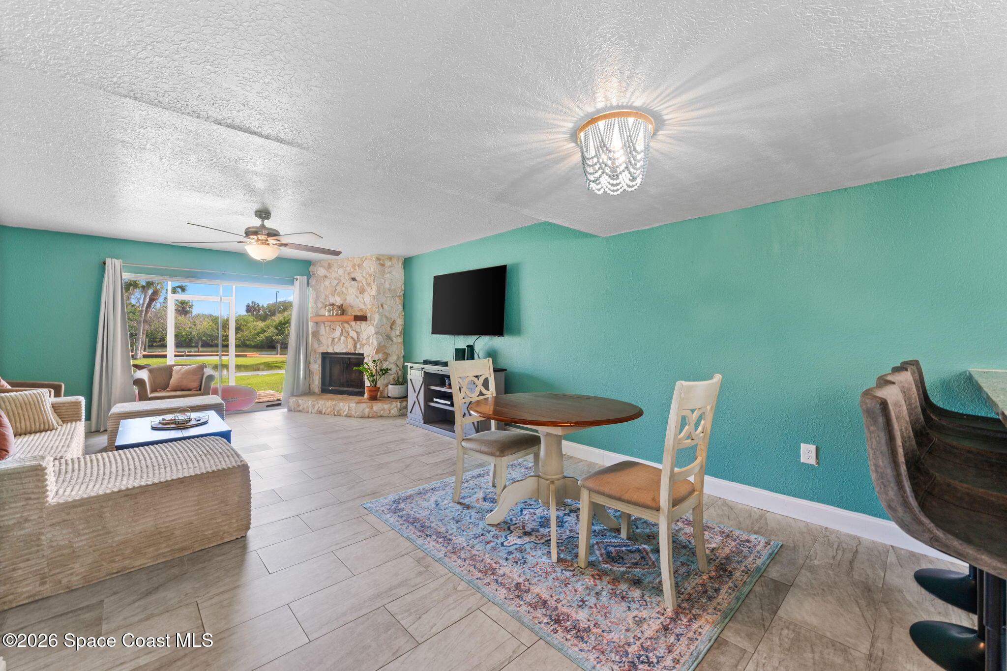 402 N 1st Street 10