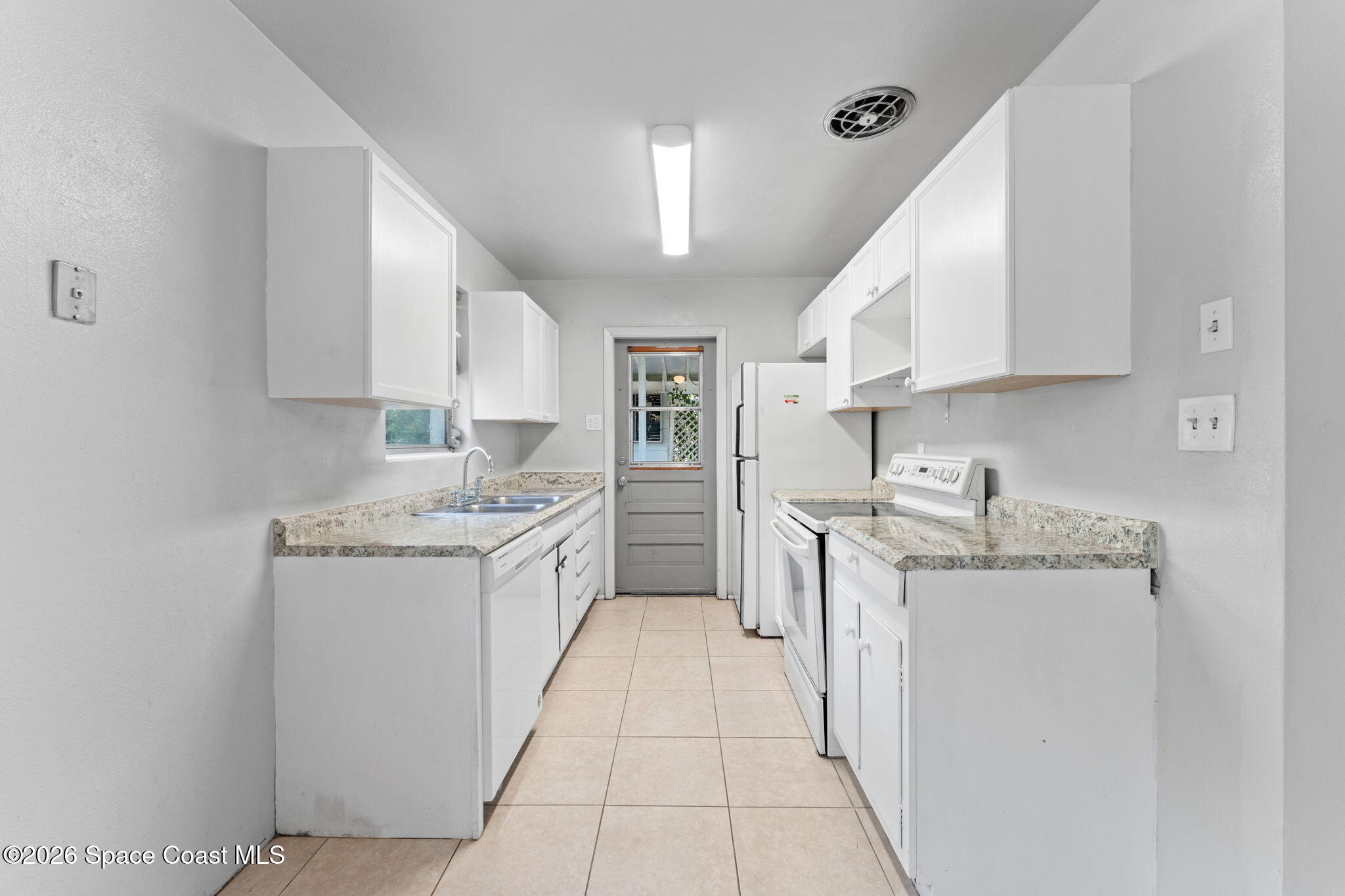 1042 Azalea Lane
