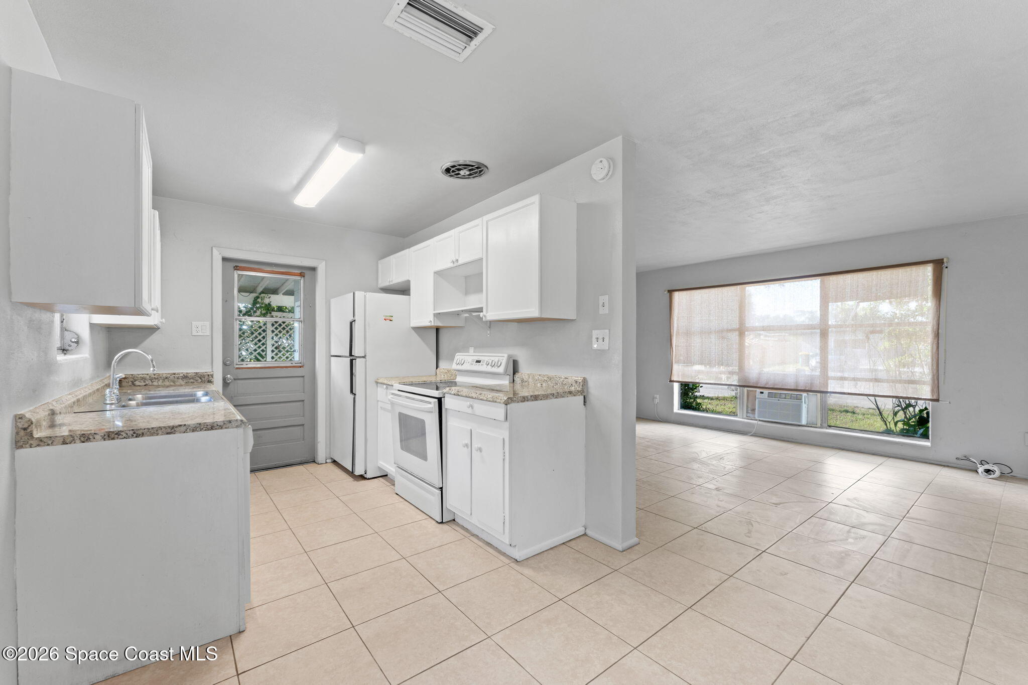 1042 Azalea Lane