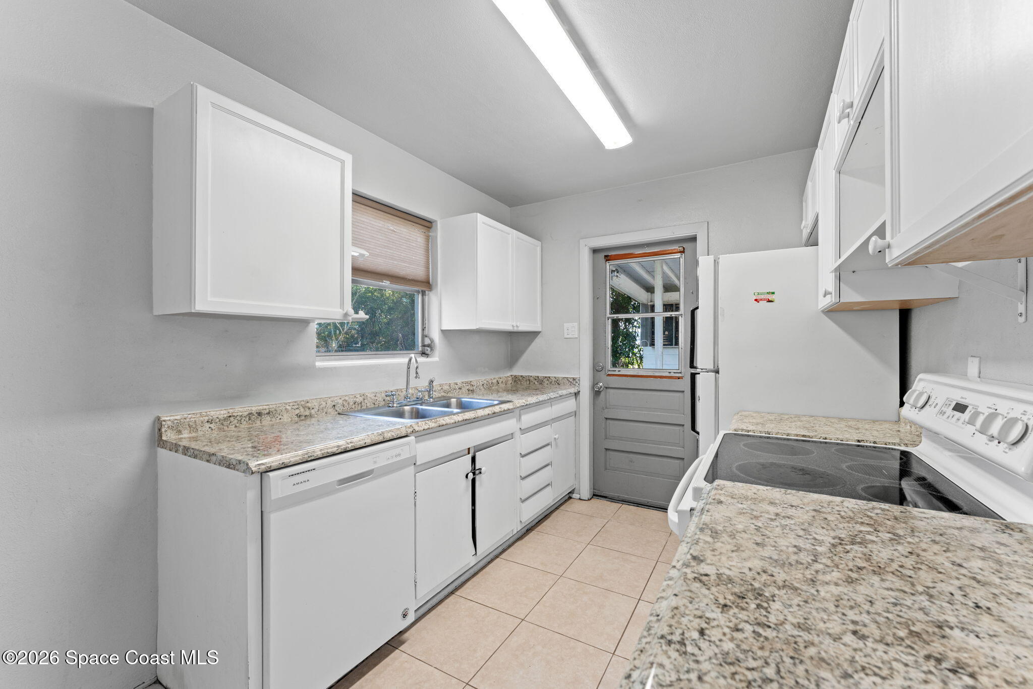 1042 Azalea Lane