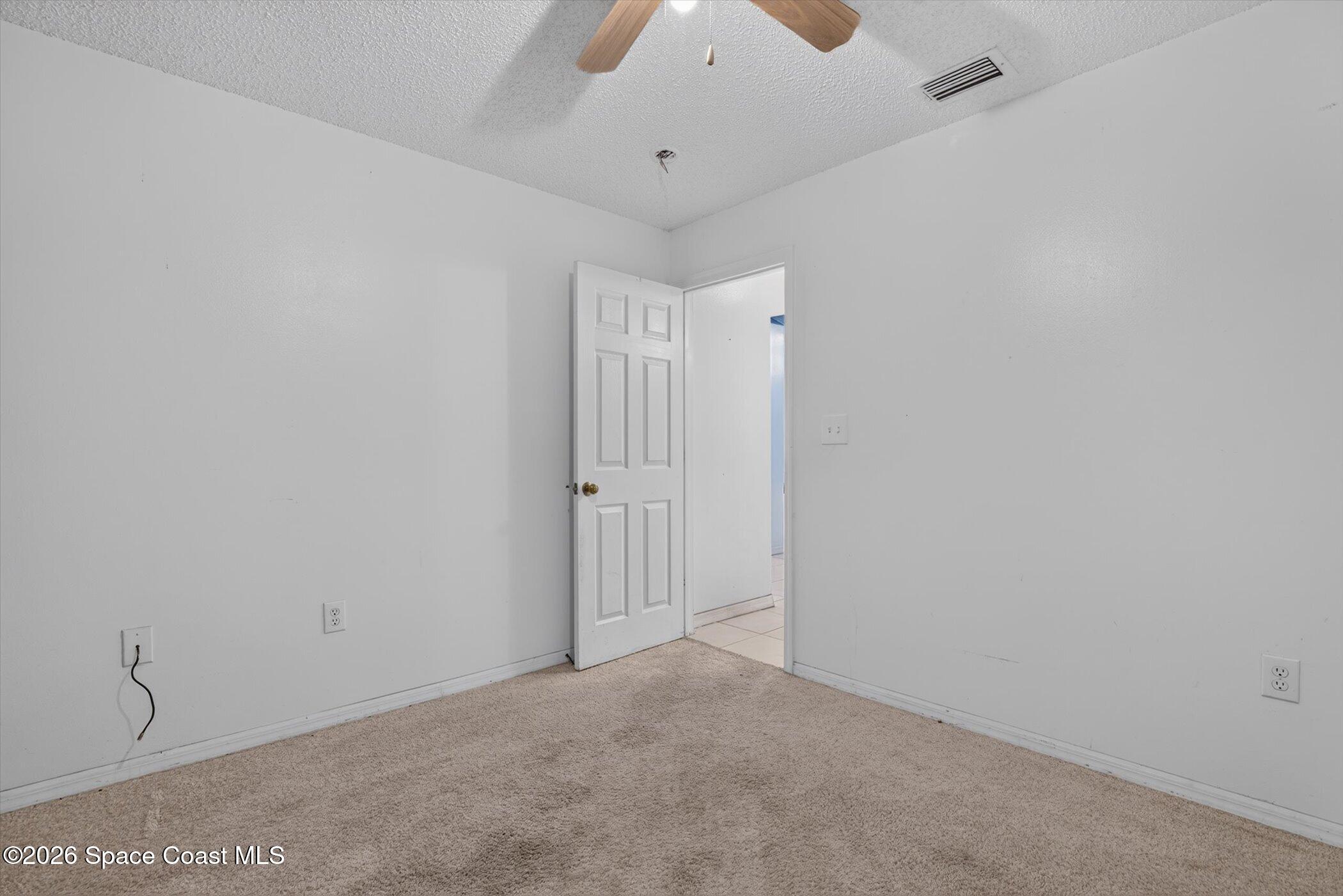 1091 Ray Road SE