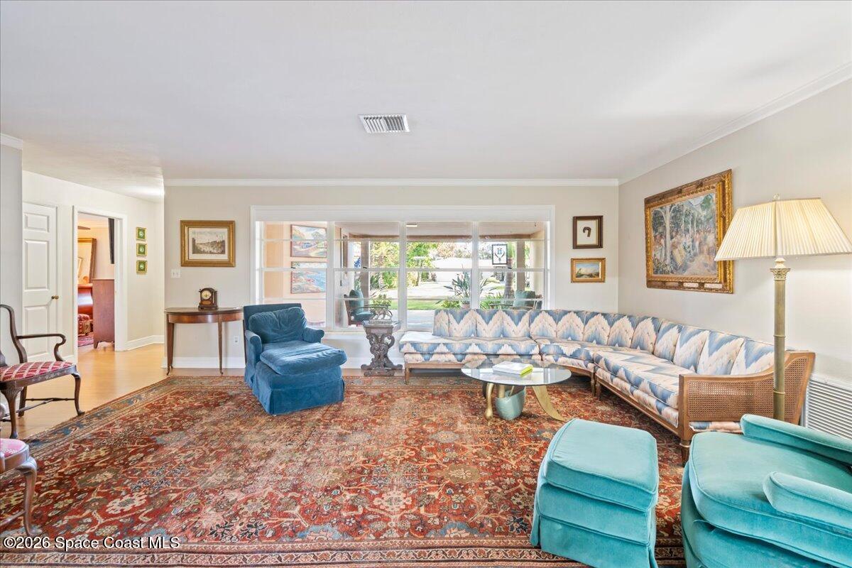 333 Cocoa Avenue