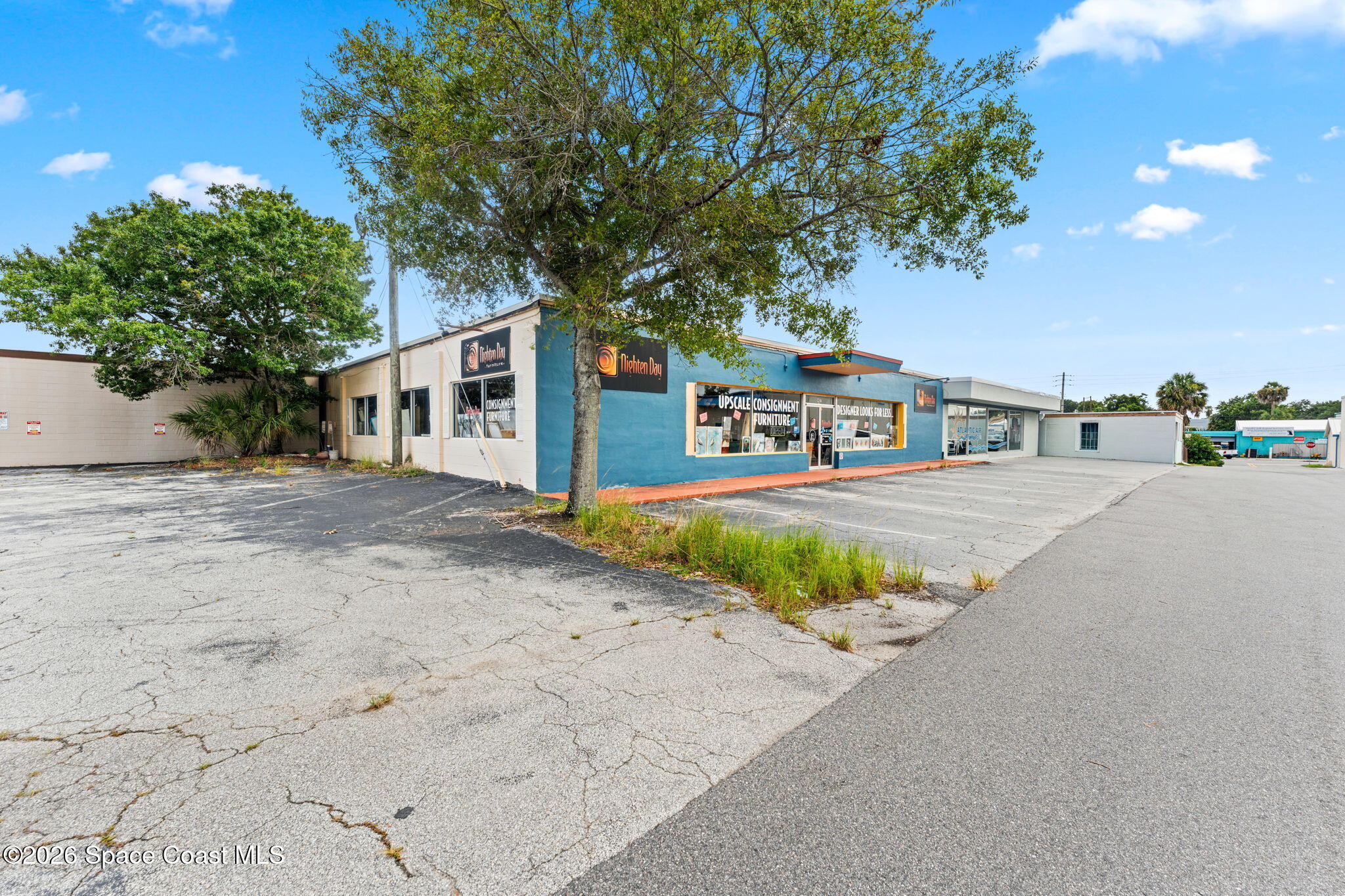 407 Center Street
