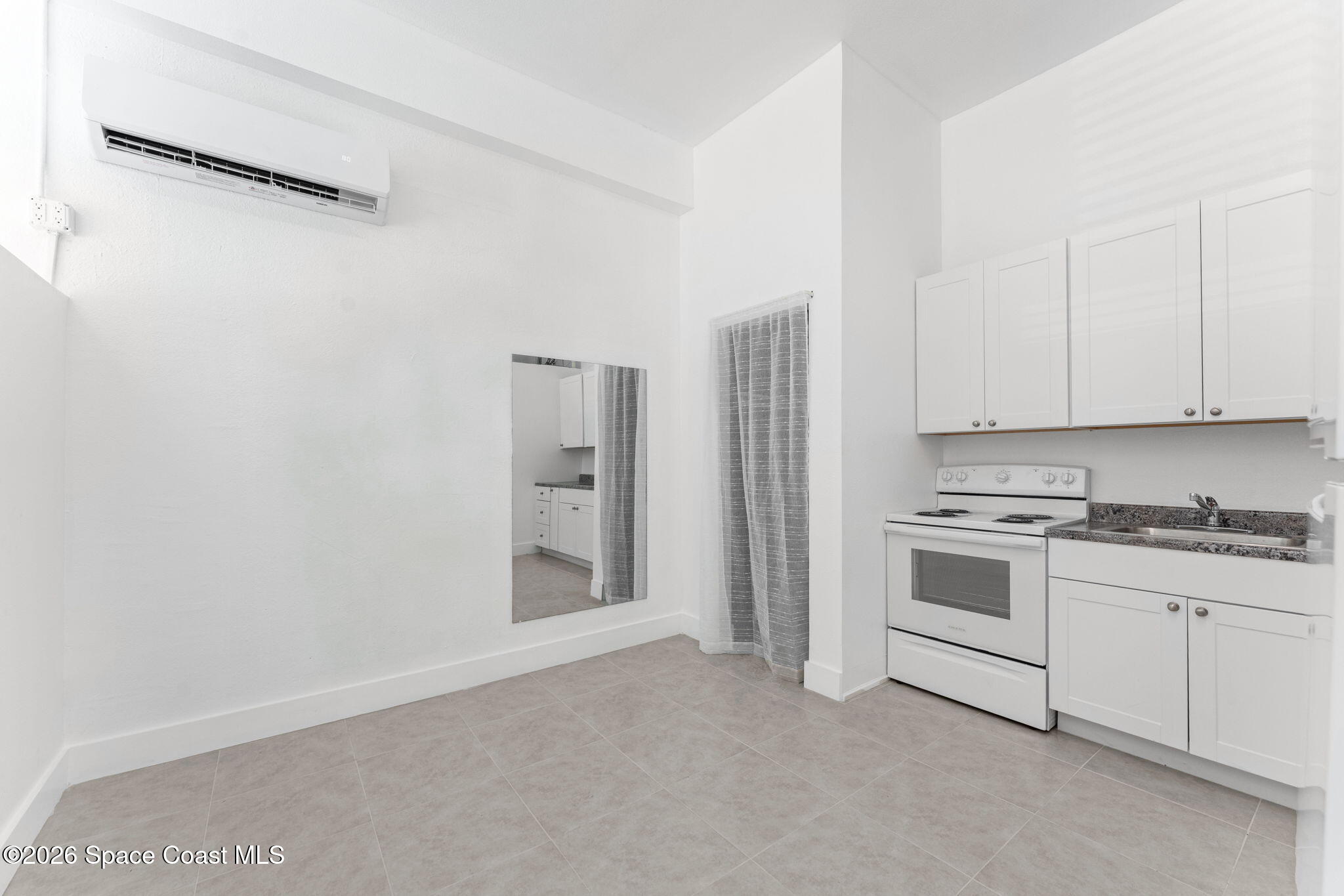 41 N Orlando Avenue 1