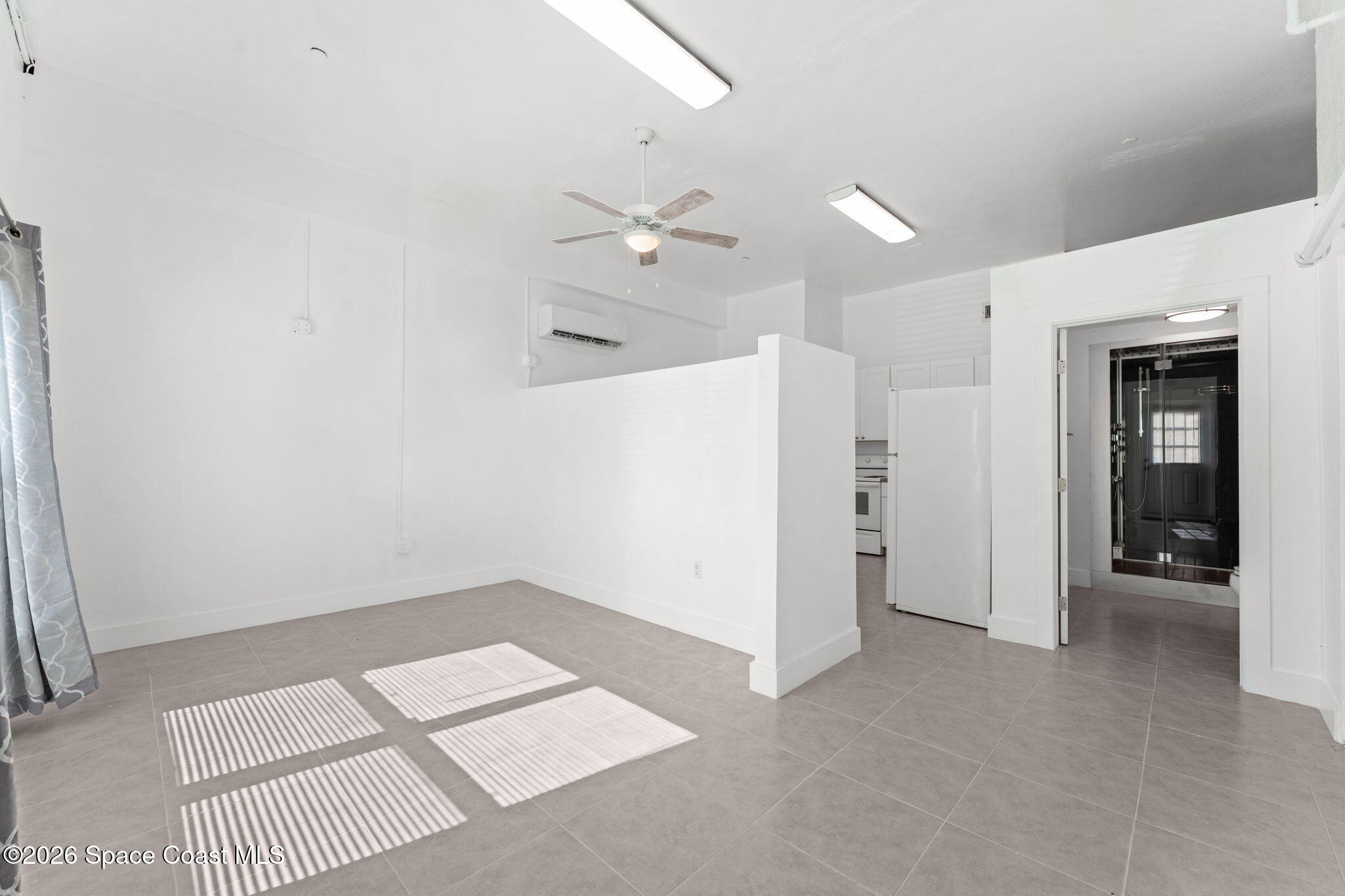 41 N Orlando Avenue 1