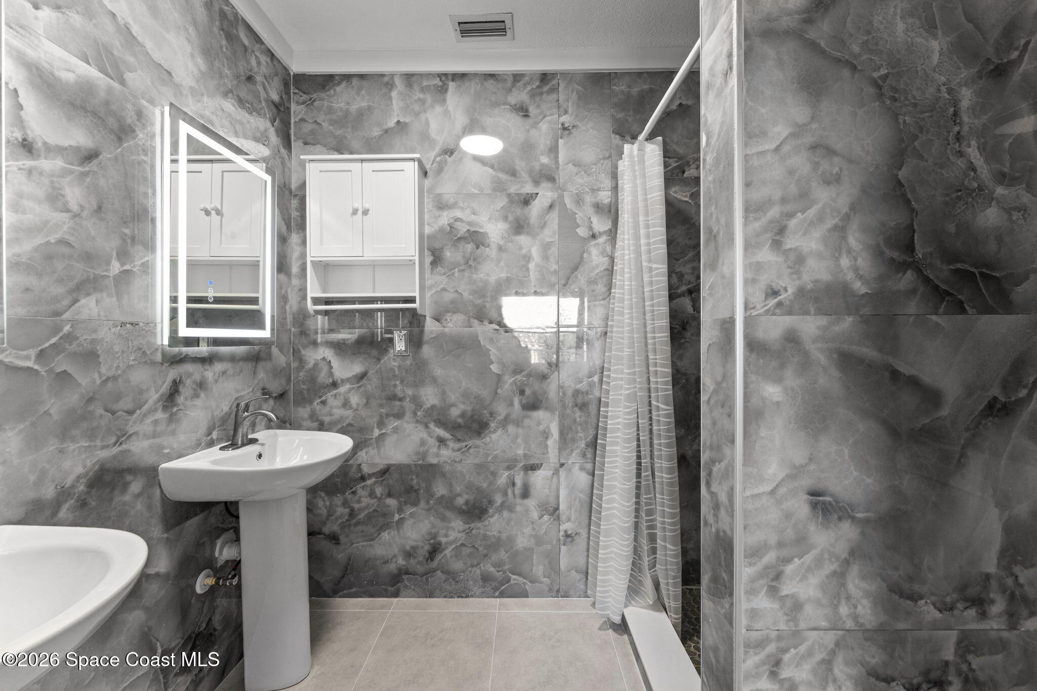 41 N Orlando Avenue 1