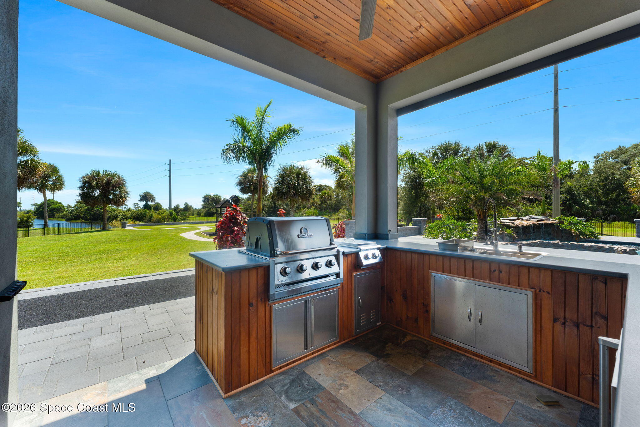 2453 Westhorpe Drive