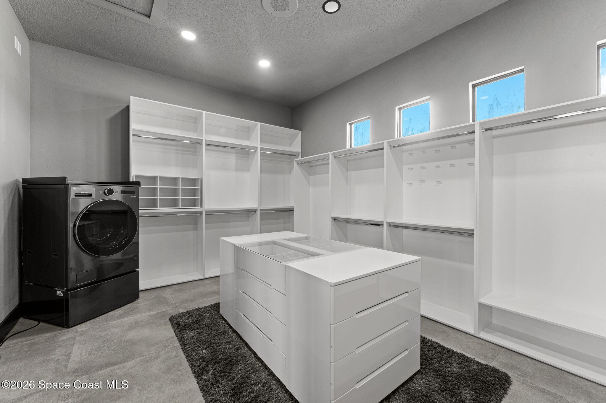 2453 Westhorpe Drive