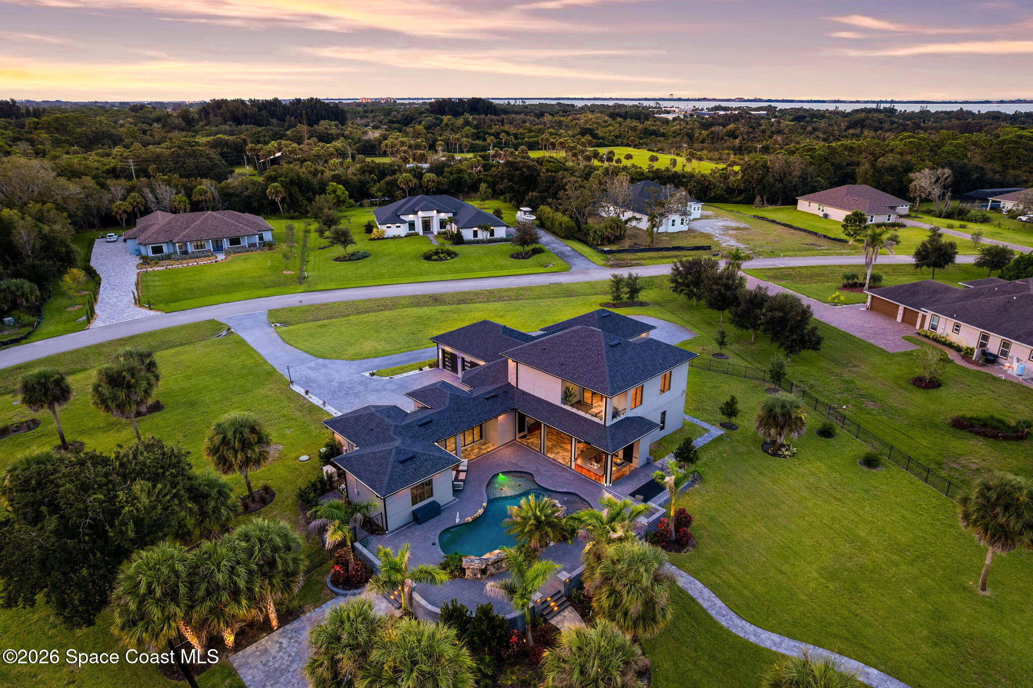 2453 Westhorpe Drive