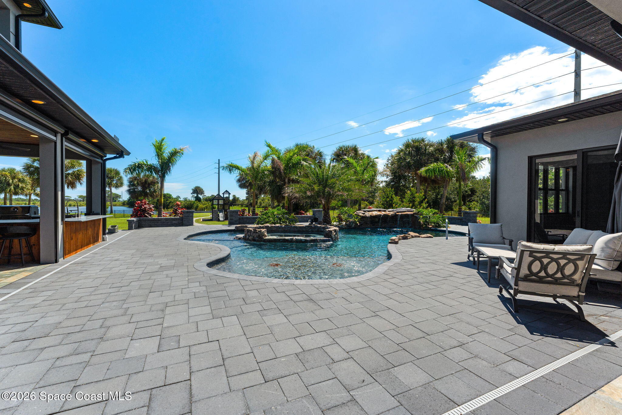 2453 Westhorpe Drive