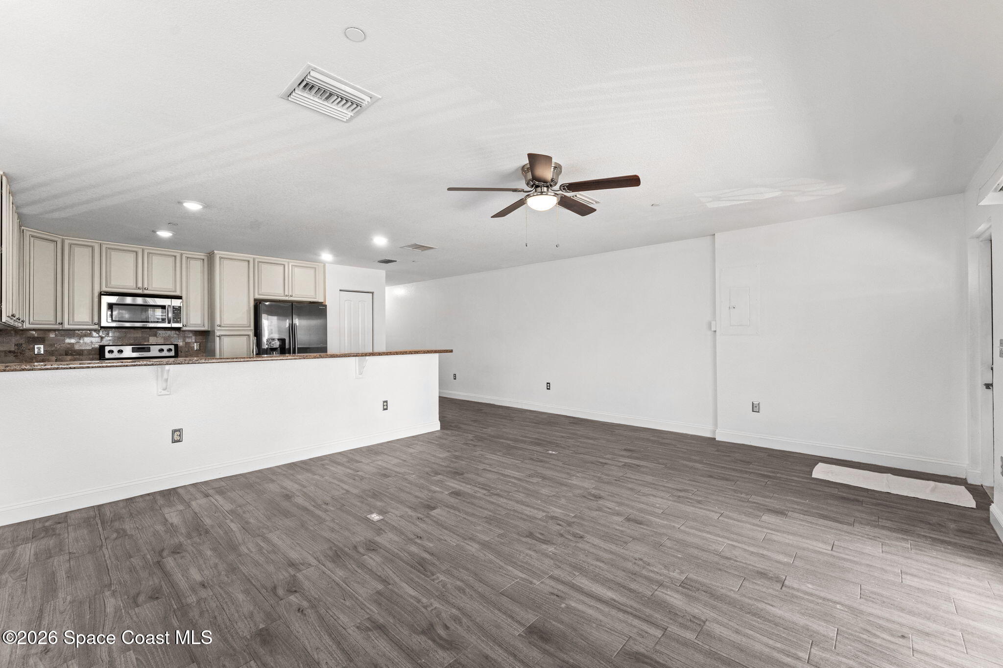 41 N Orlando Avenue 1