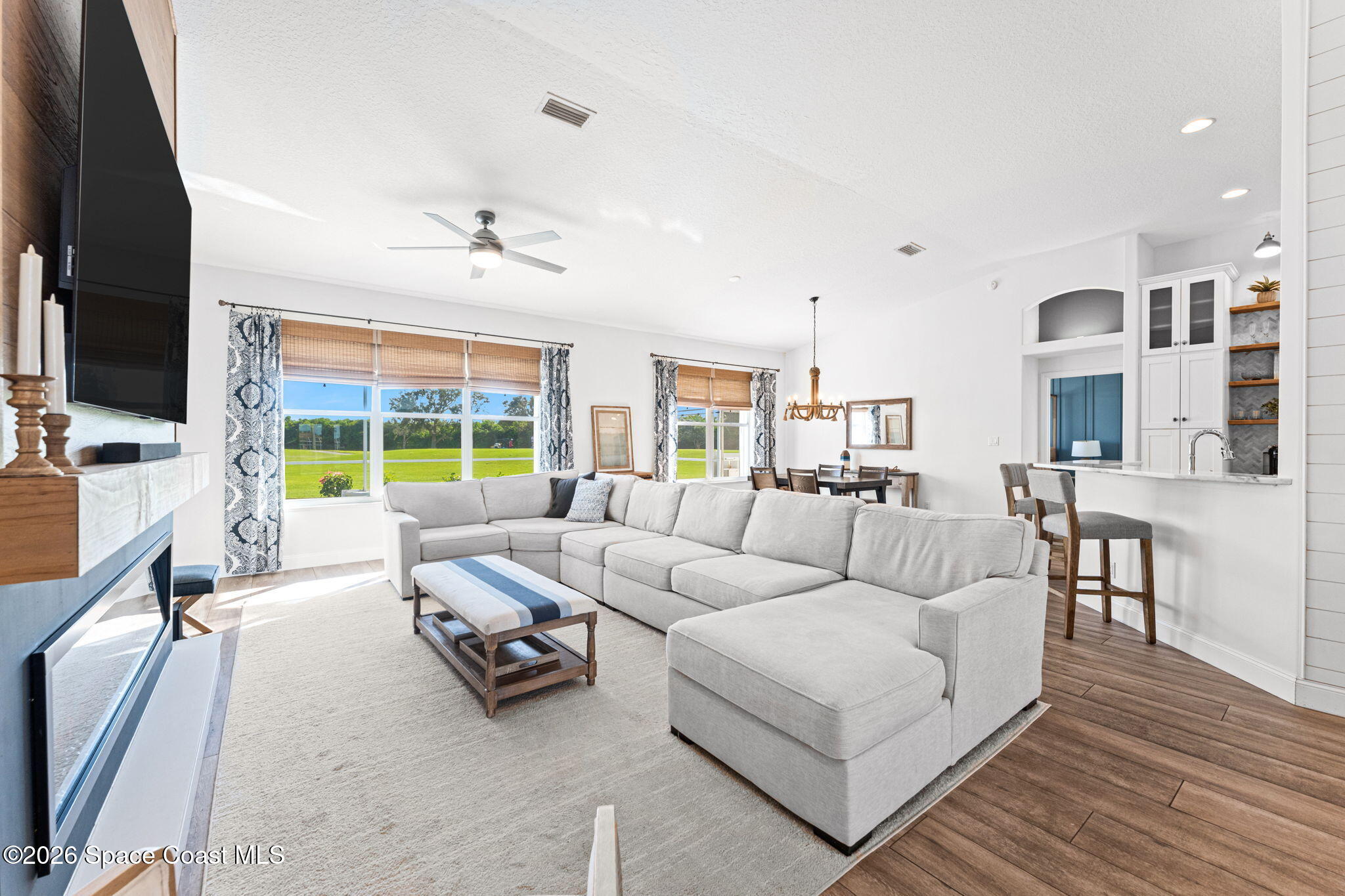 2639 Canterbury Circle