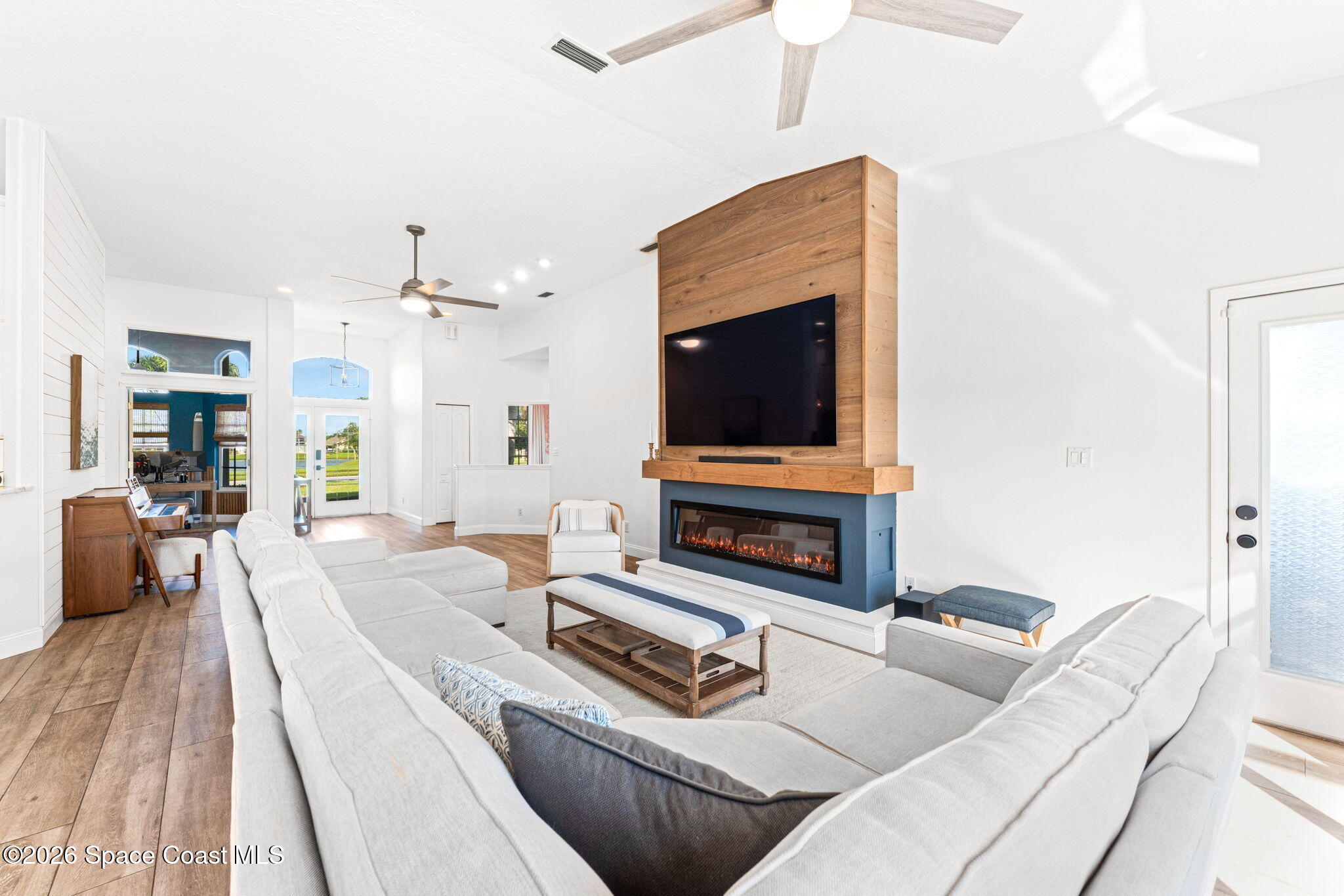 2639 Canterbury Circle