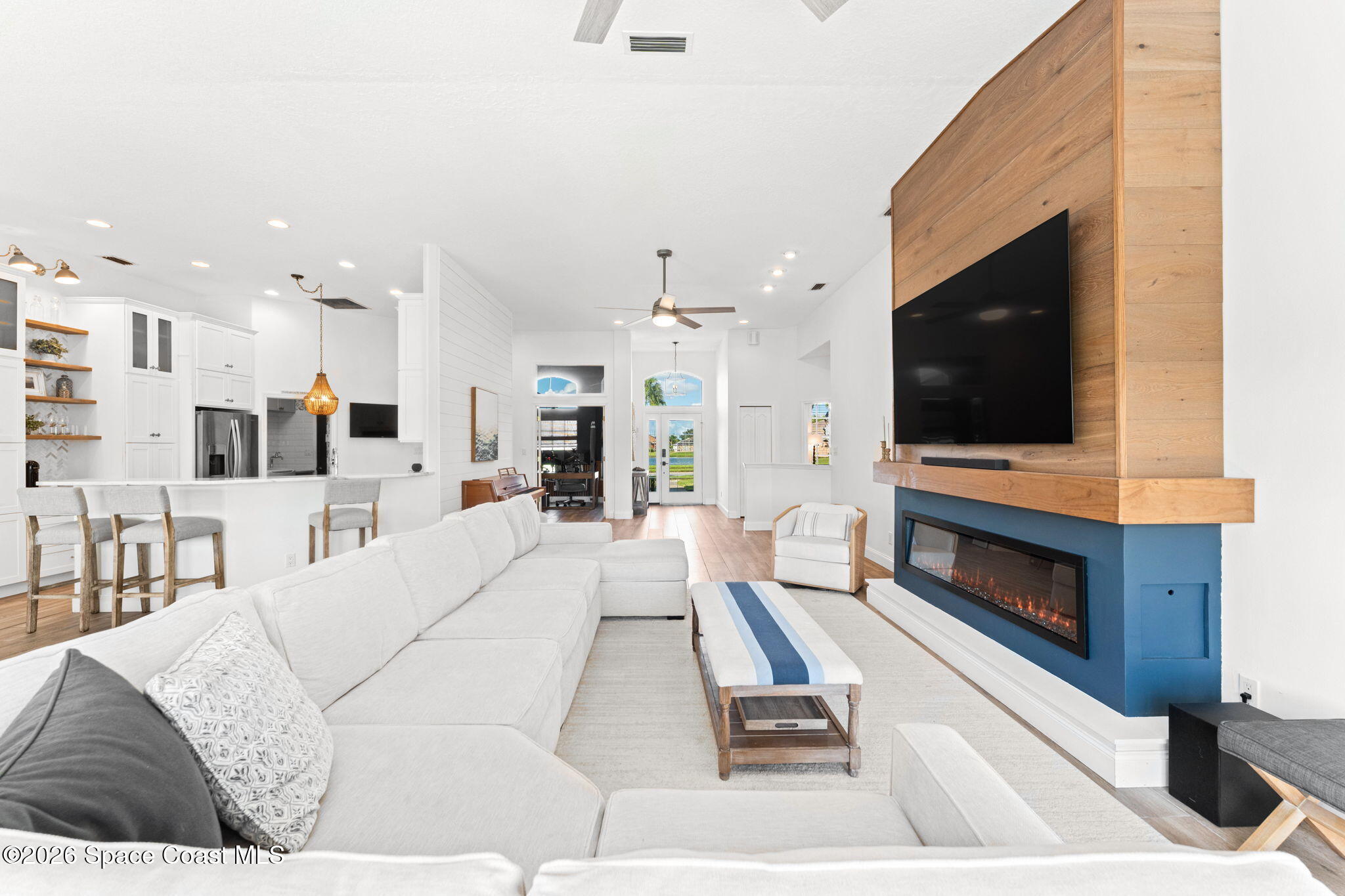 2639 Canterbury Circle